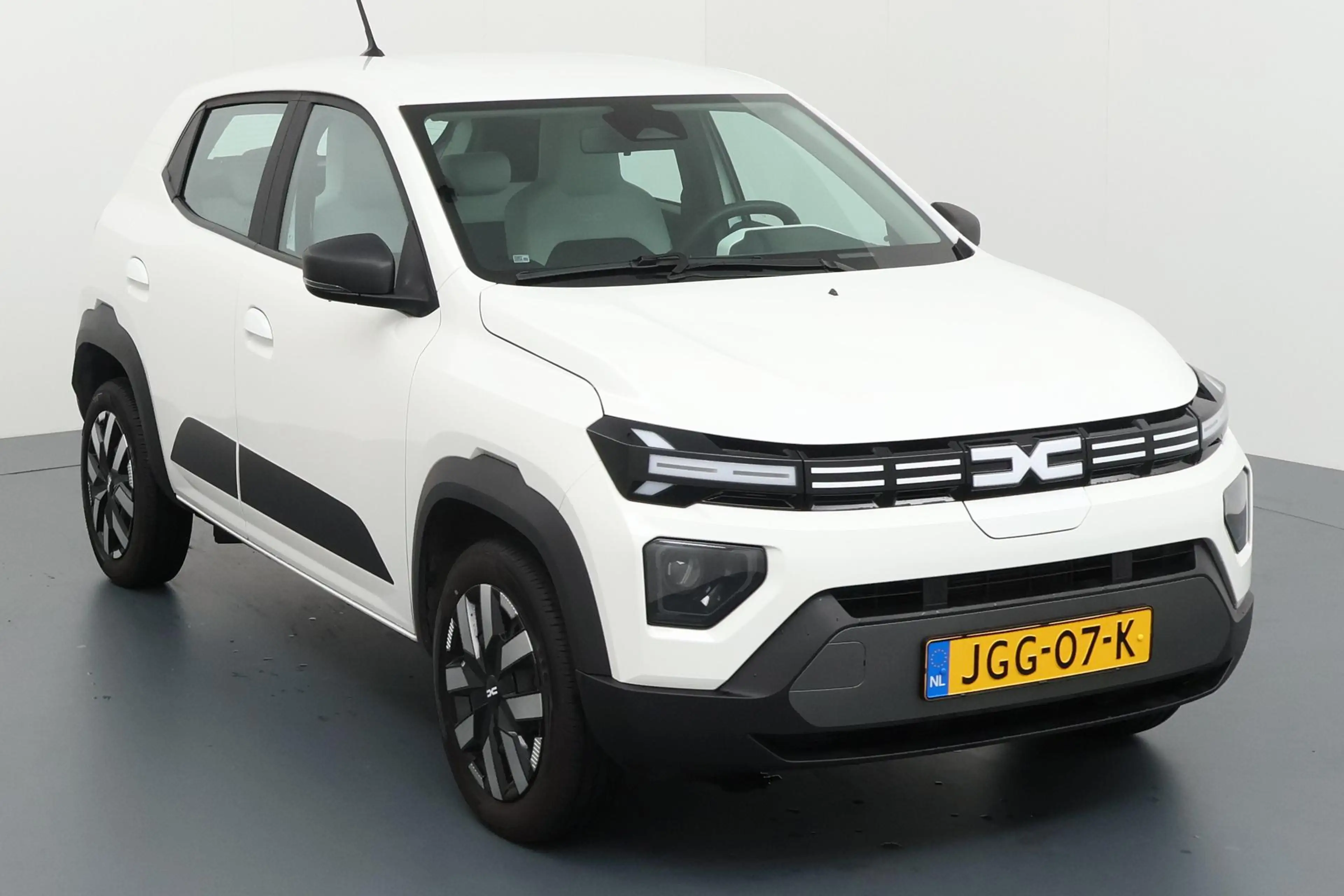 Dacia Spring Expression 65 26.8 kWh Bijna nieuw en volledig ele — photo 13