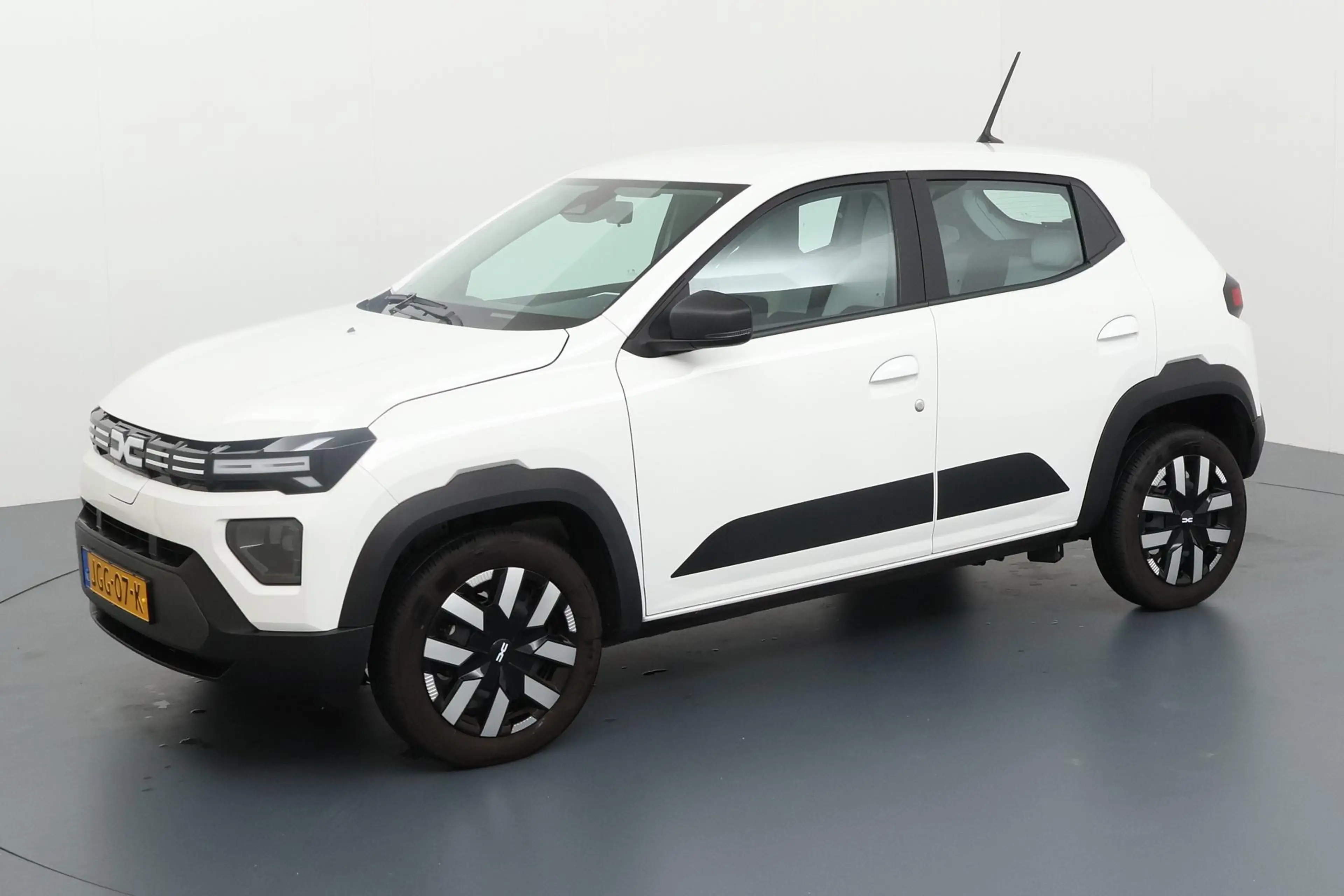Dacia Spring Expression 65 26.8 kWh Bijna nieuw en volledig ele — photo 15