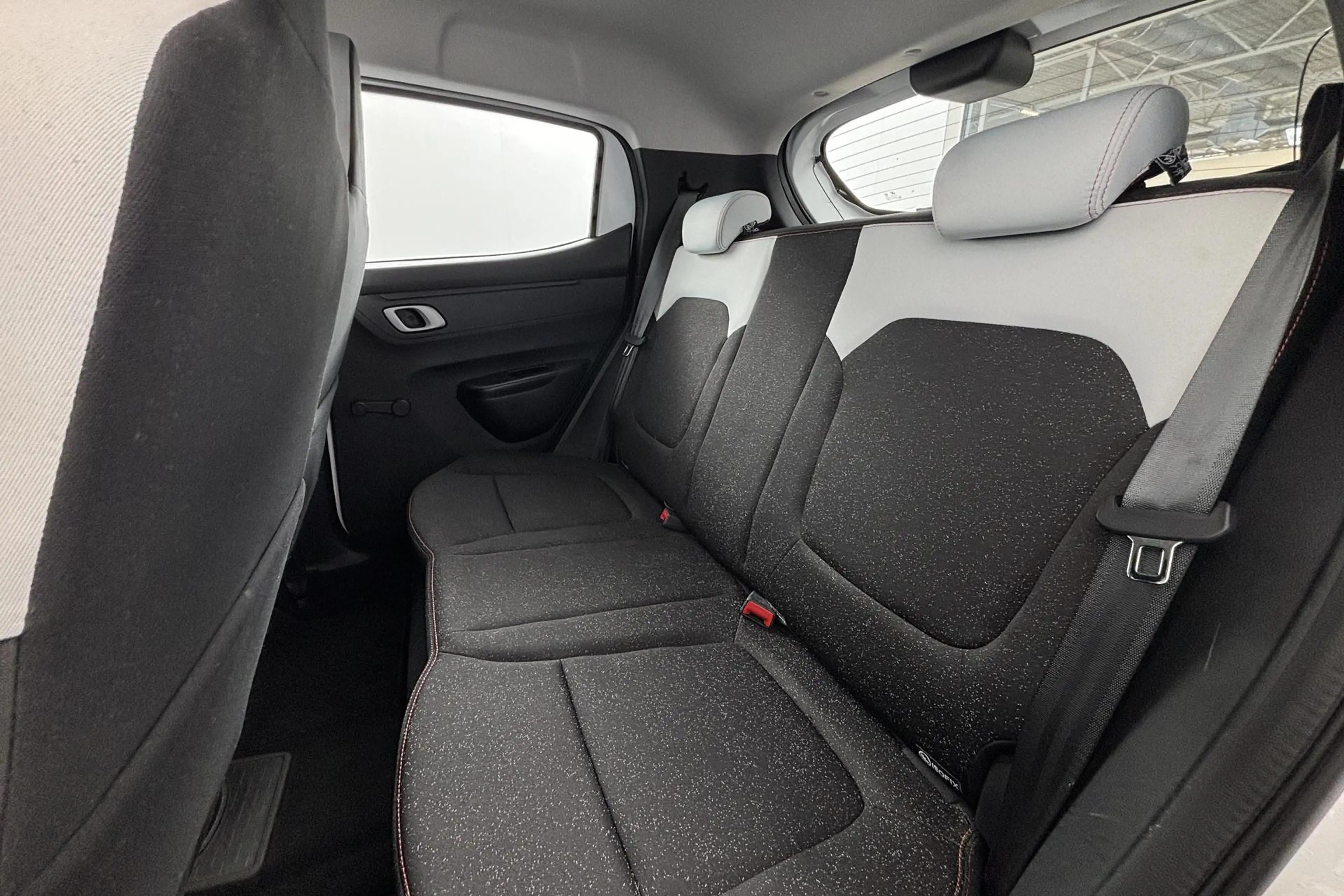 Dacia Spring Expression 65 26.8 kWh Bijna nieuw en volledig ele — photo 4