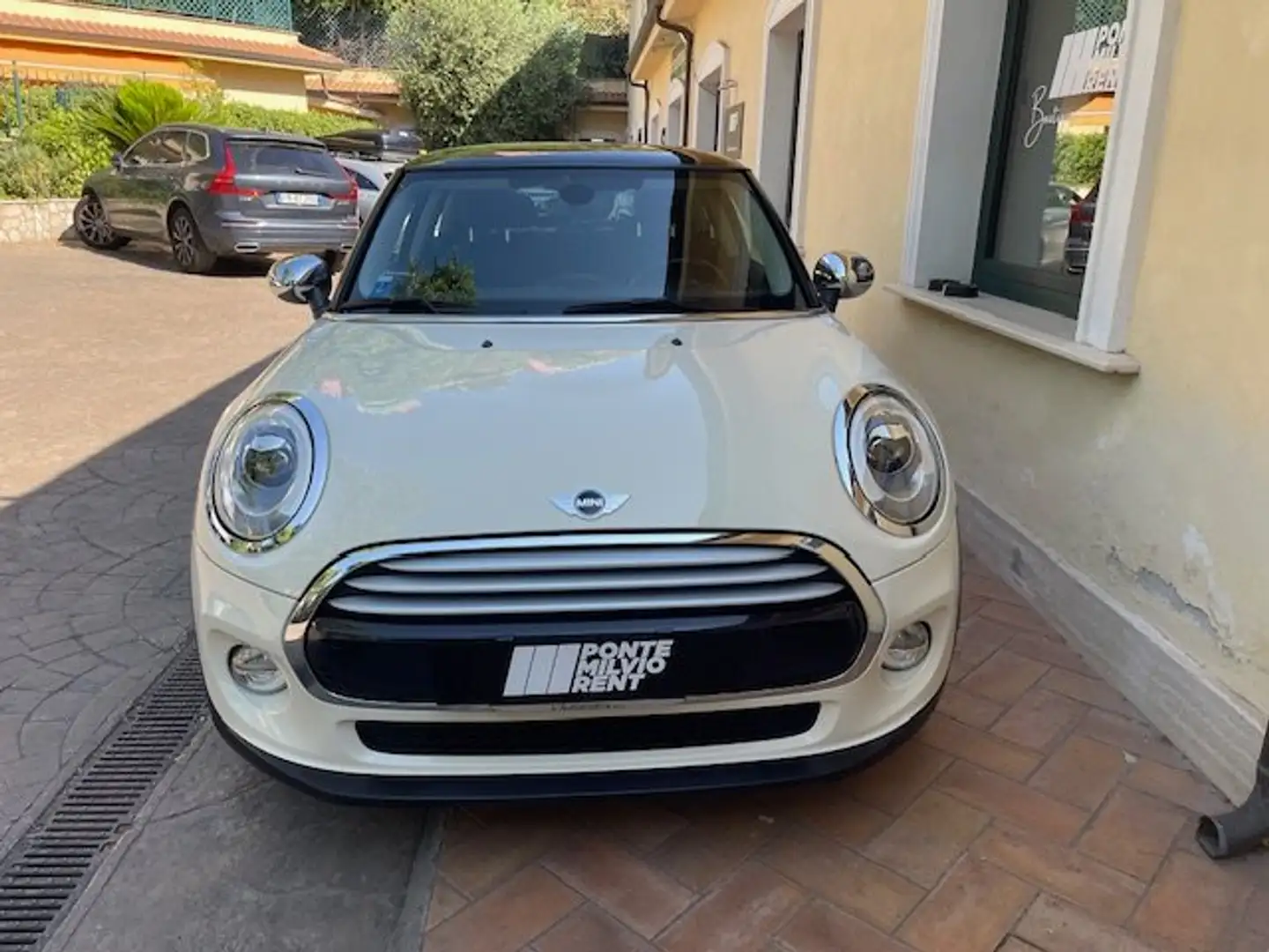 MINI Cooper D Mini 1.5 Cooper D 3p auto Beige - 2