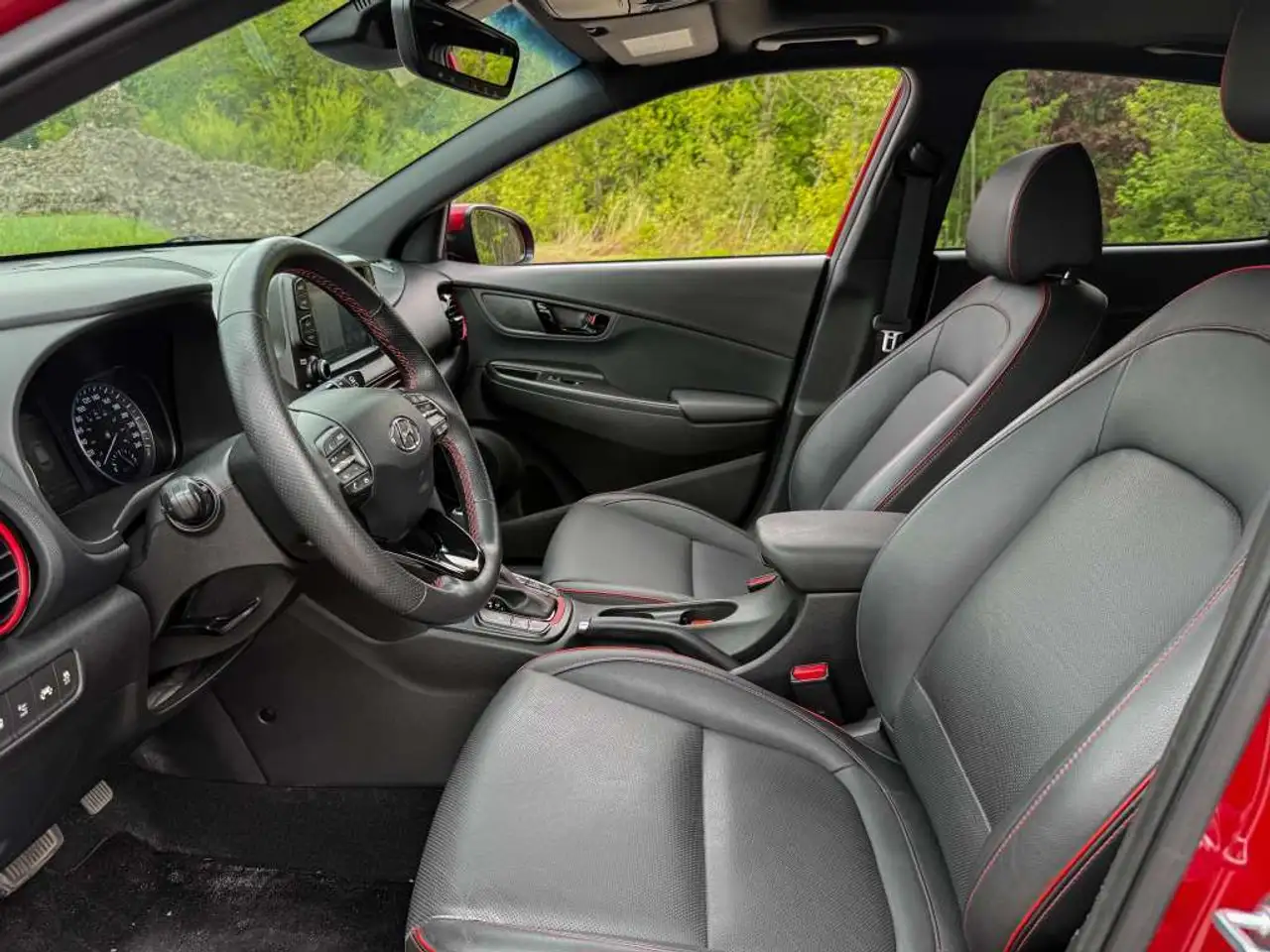 Hyundai KONA снимка Hyundai KONA
