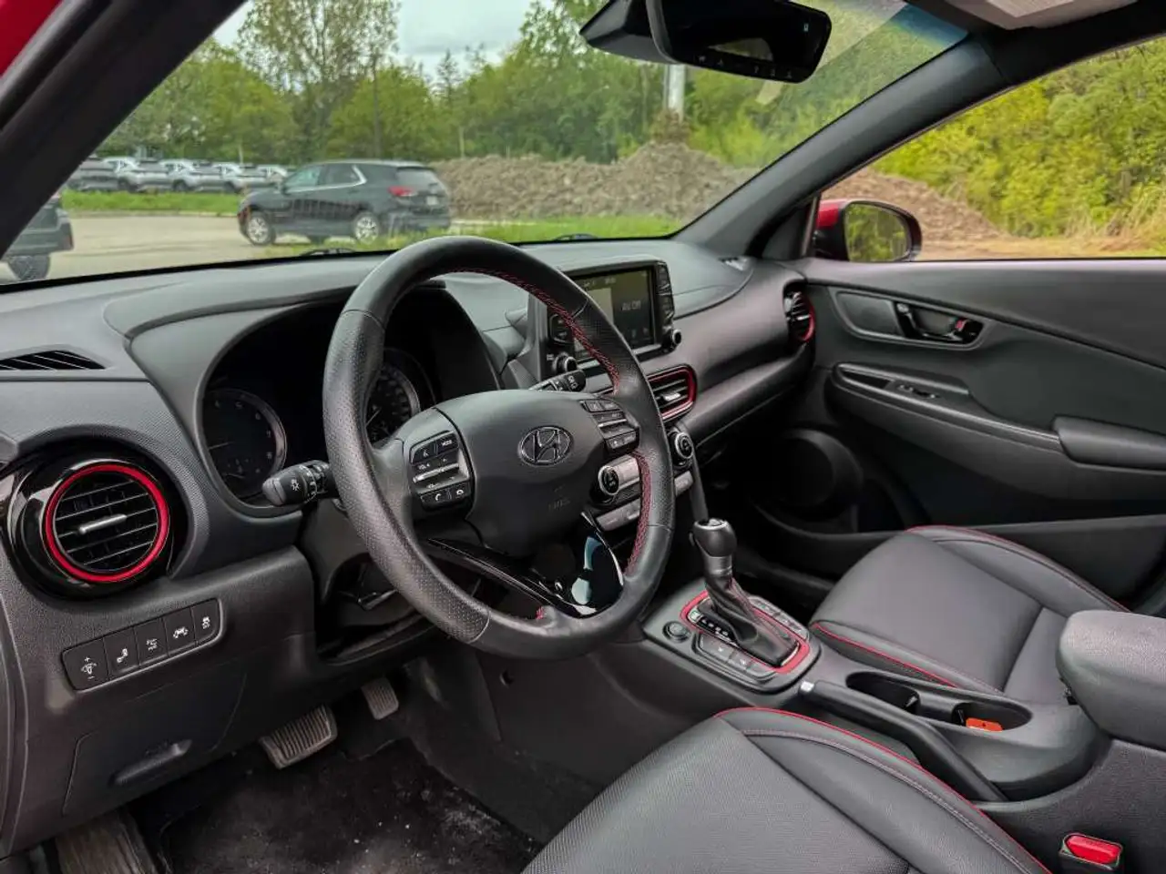 Hyundai KONA снимка Hyundai KONA