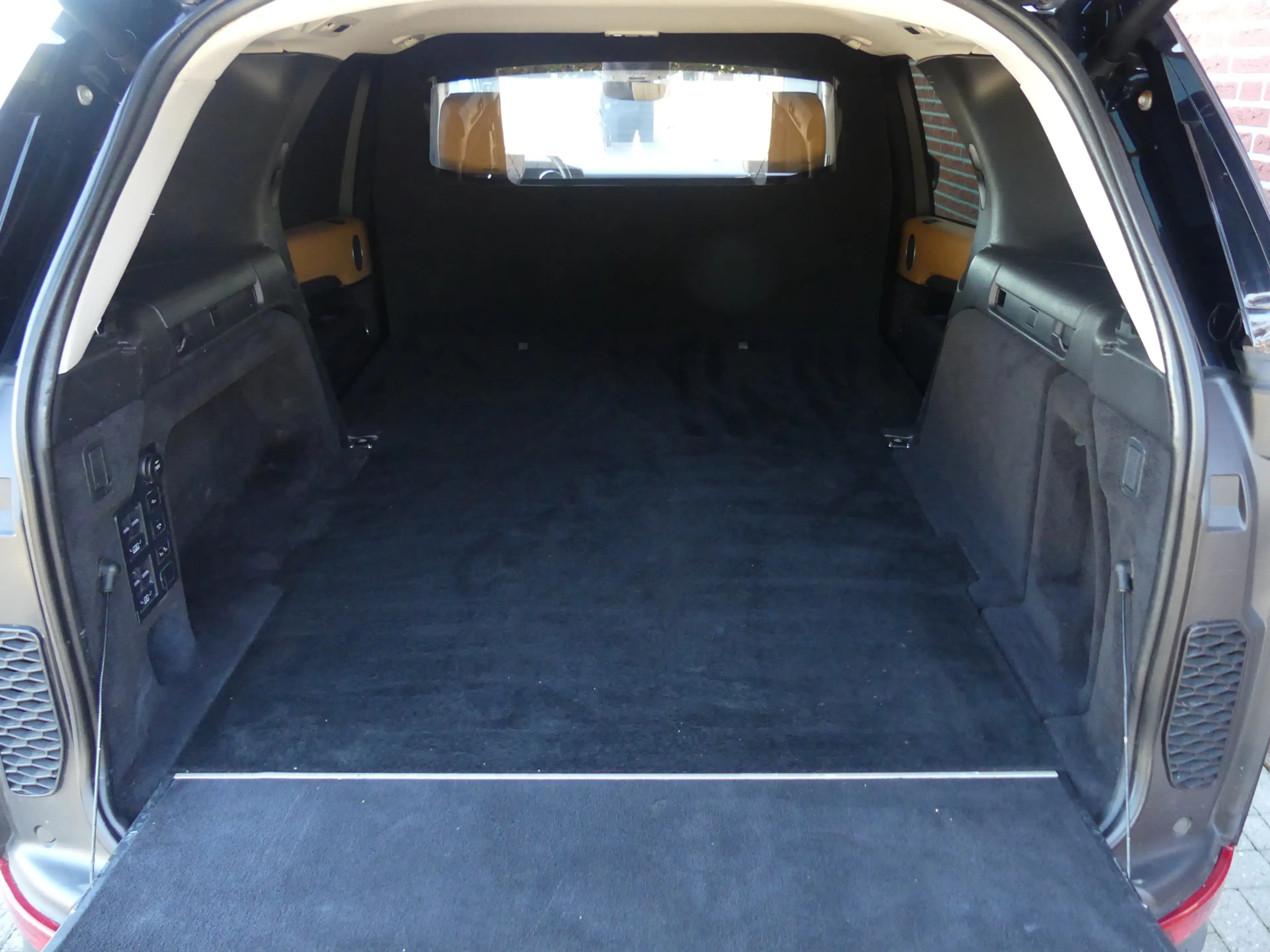Land Rover Discovery 3.0 TD6 HSE Grijs kenteken Luchtvering/Panoramadak — photo 7