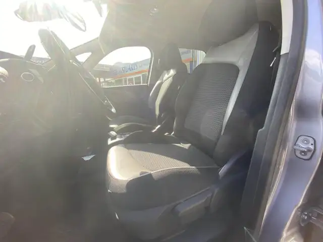 Citroen C4 Picasso view 5