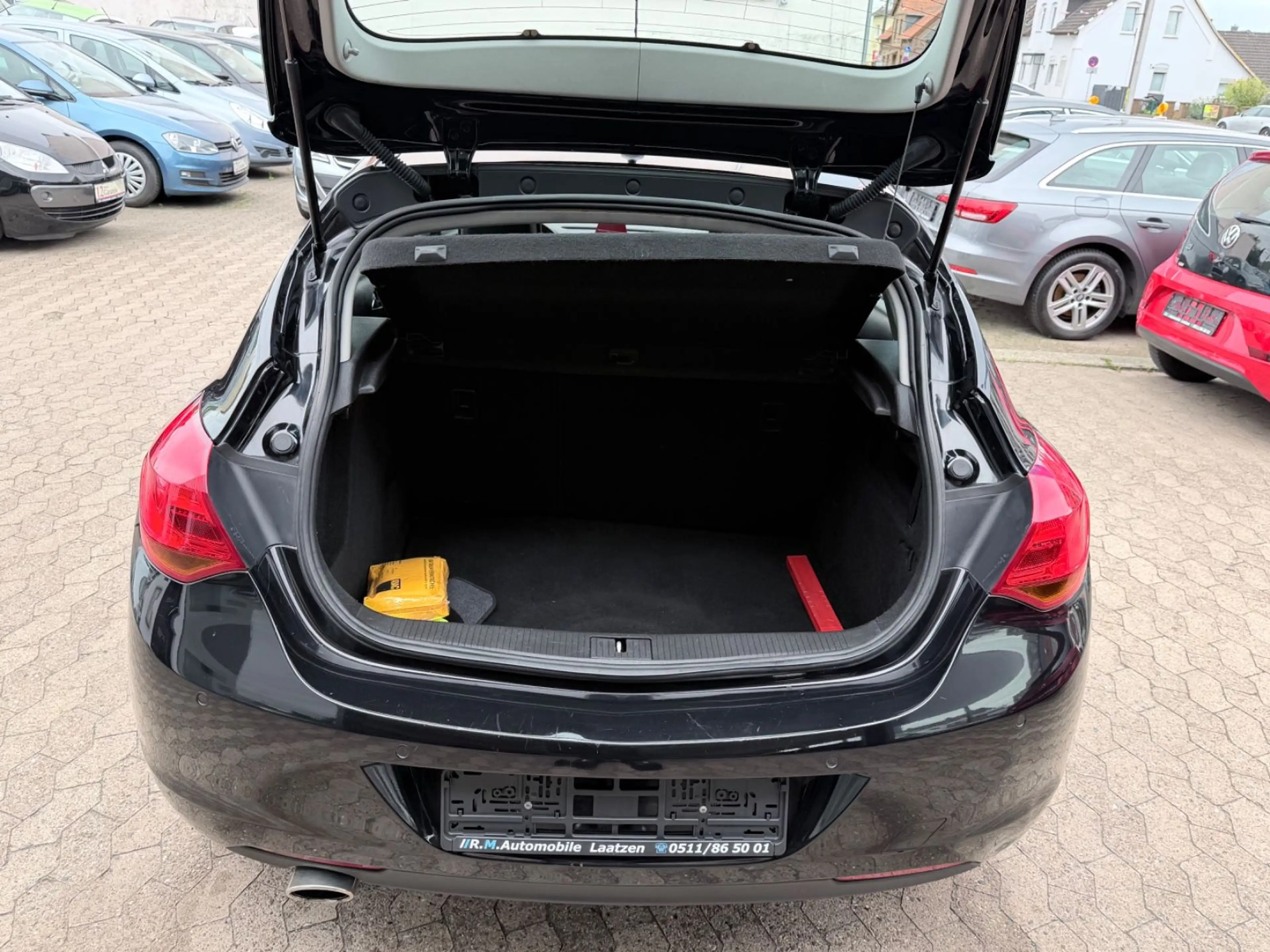 Opel Astra Lim Edition MultiLenkrad~Tempomat~1Hnd~SHZ — photo 8