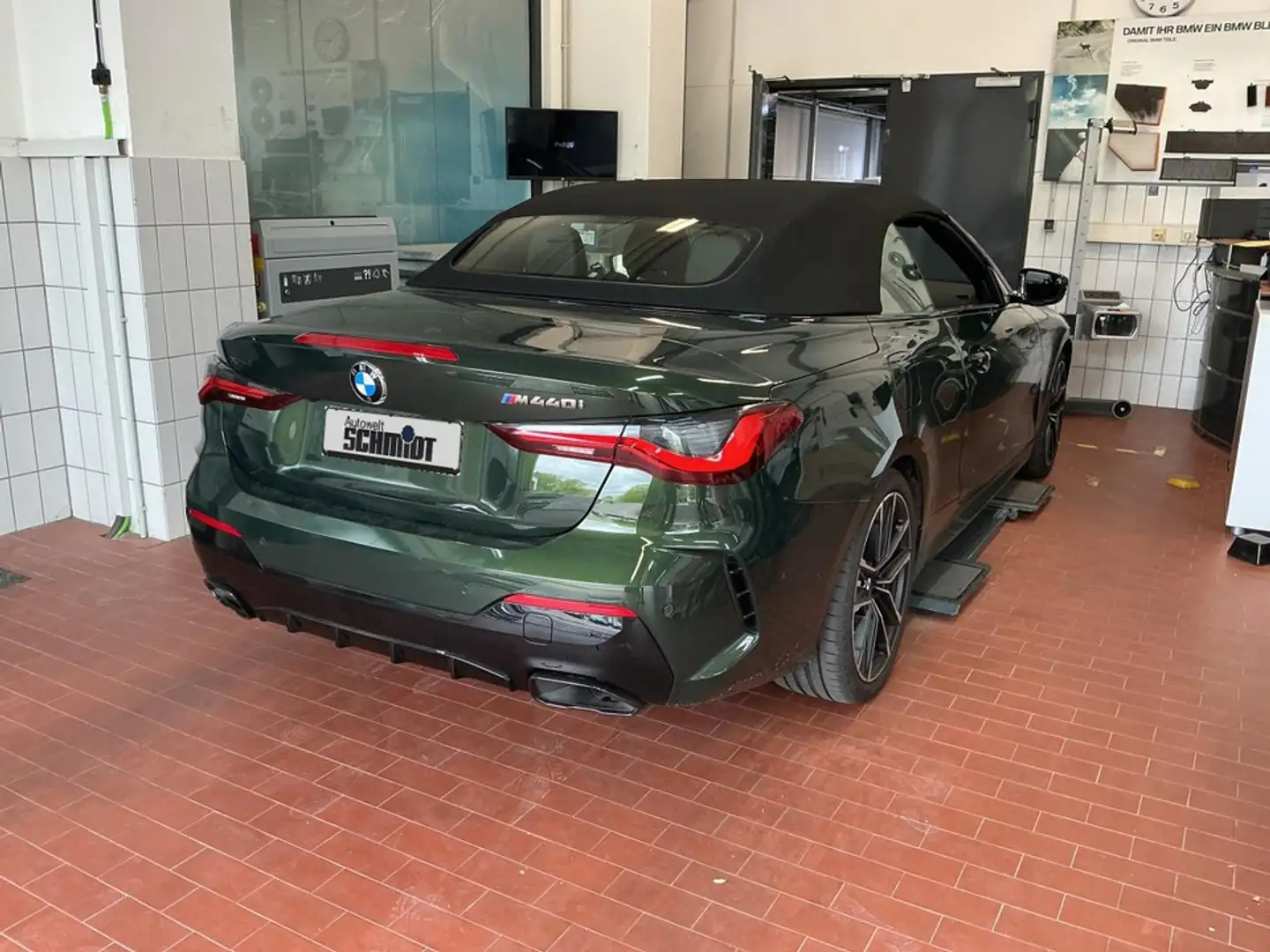 BMW 440 M440i xDrive Cabrio + 2Jahre-BPS.-GARANTIE Grün - 2