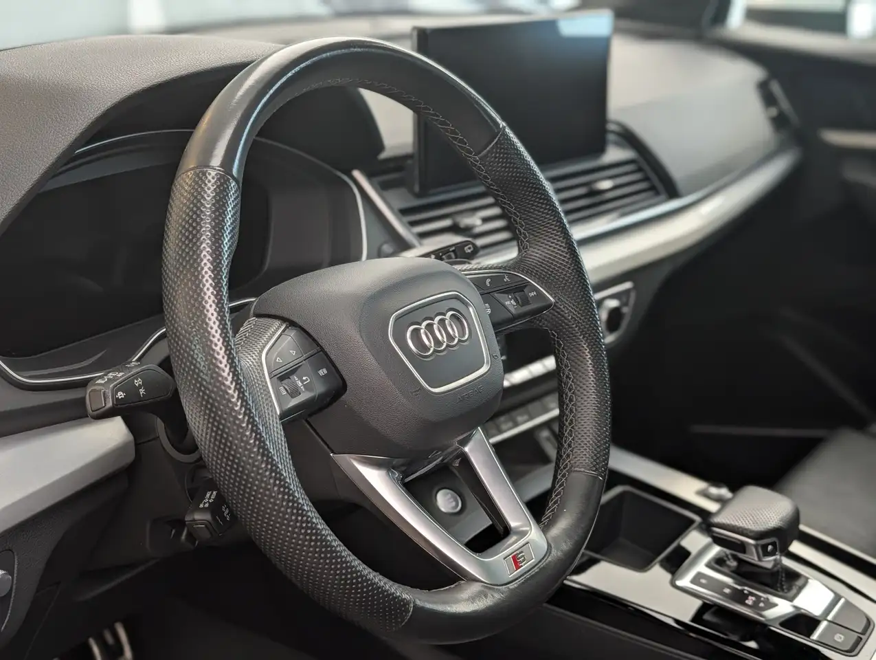 Audi Q5 снимка Audi Q5
