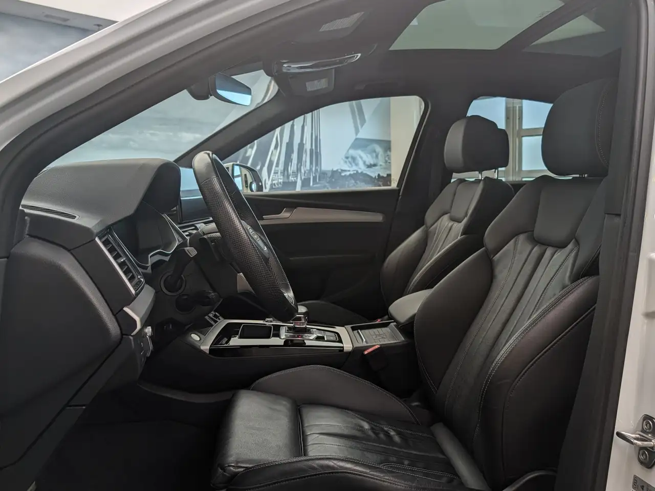 Audi Q5 снимка Audi Q5