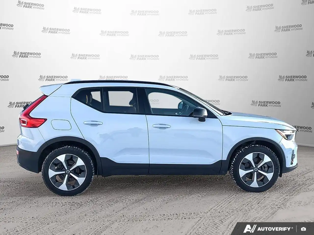 Volvo XC40 снимка Volvo XC40