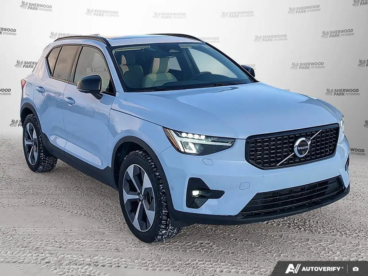 Volvo XC40 снимка Volvo XC40