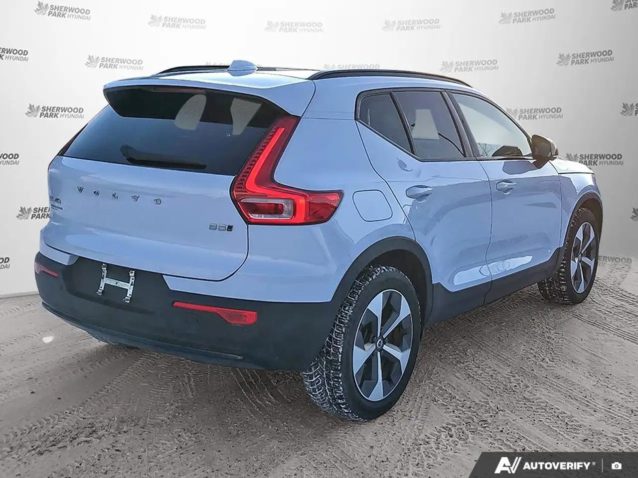 Volvo XC40 снимка Volvo XC40