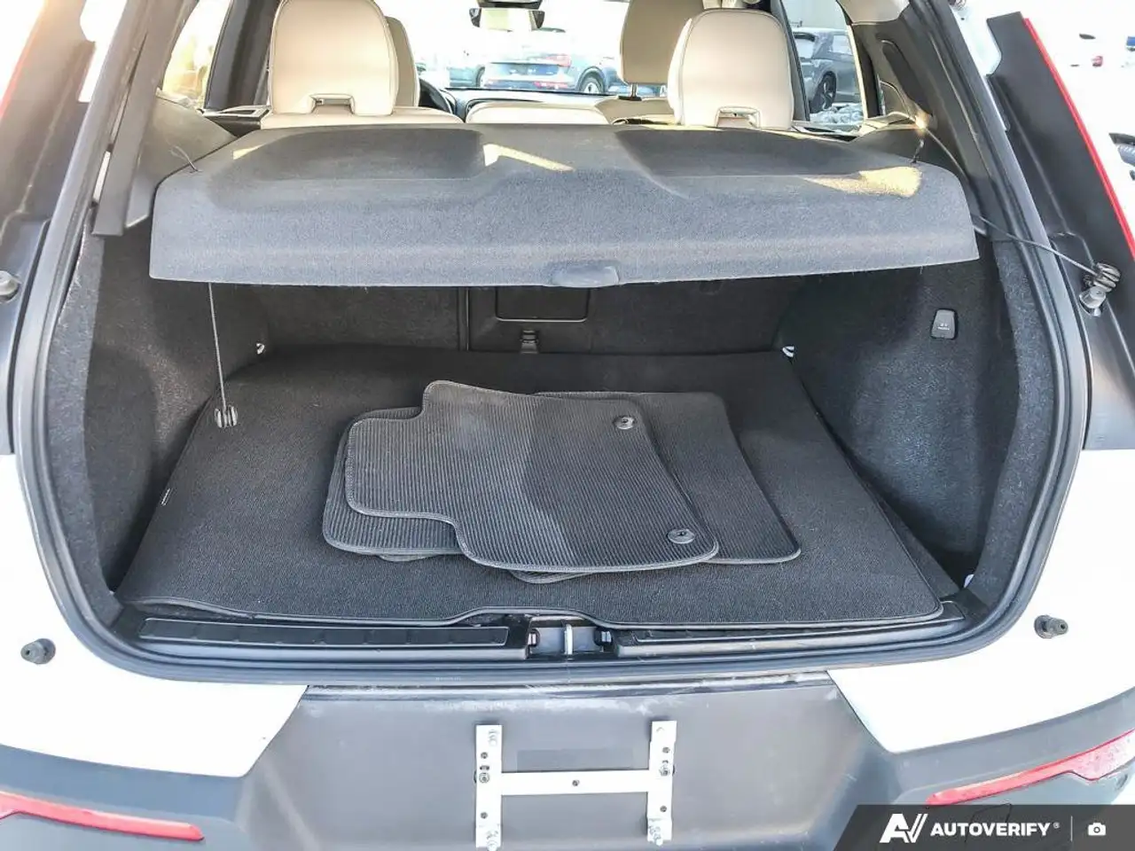 Volvo XC40 снимка Volvo XC40