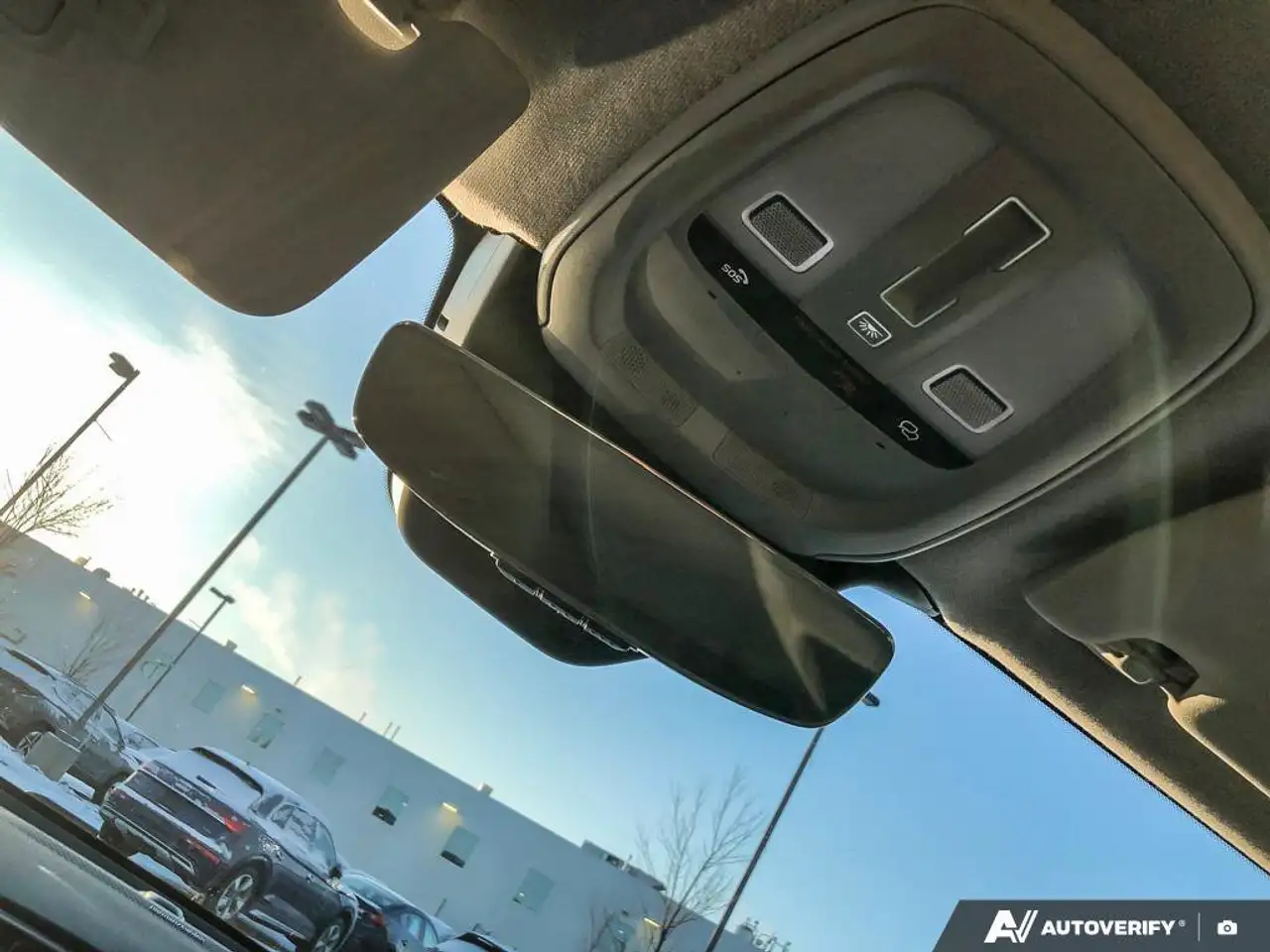 Volvo XC40 снимка Volvo XC40