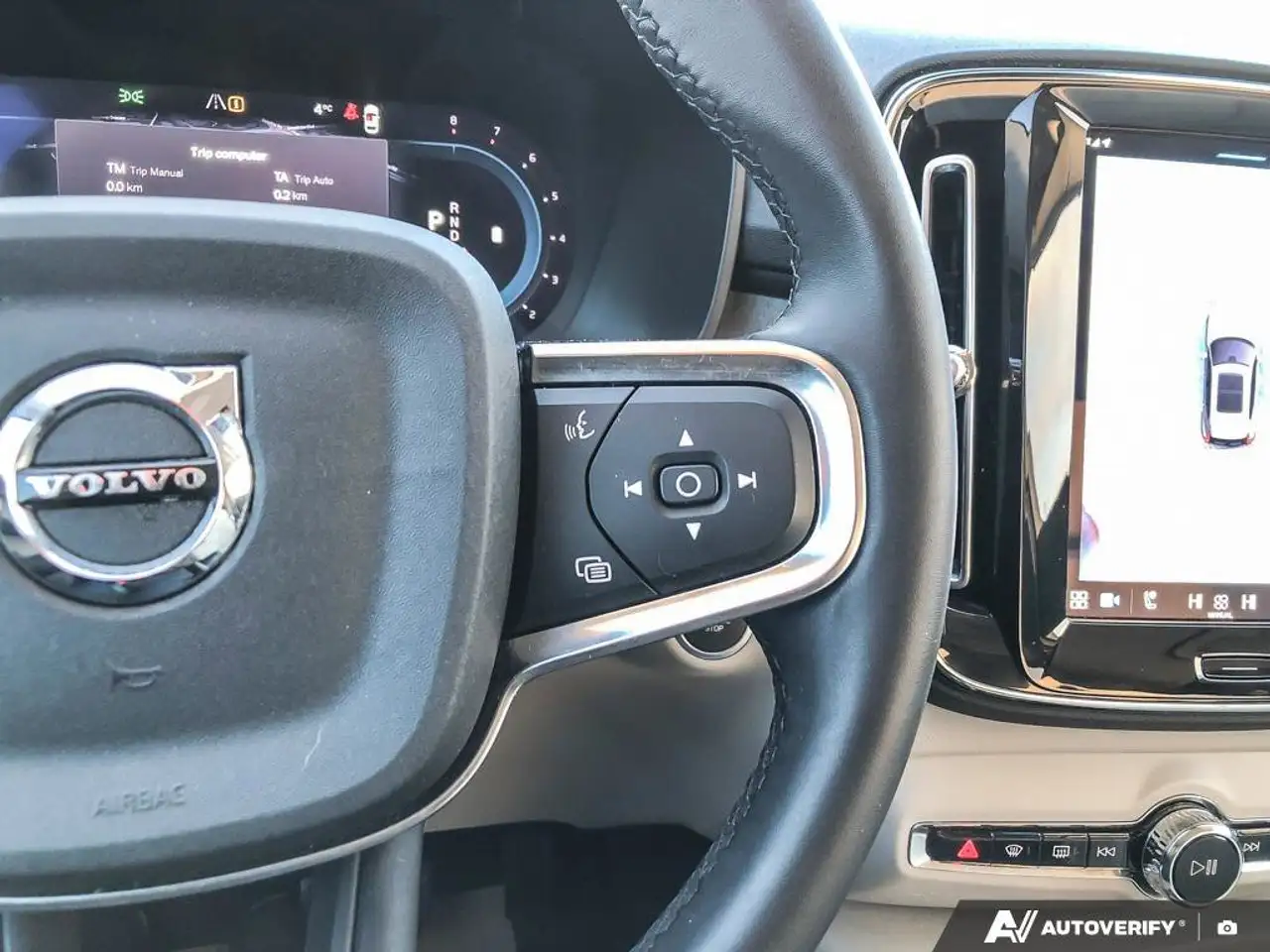 Volvo XC40 снимка Volvo XC40