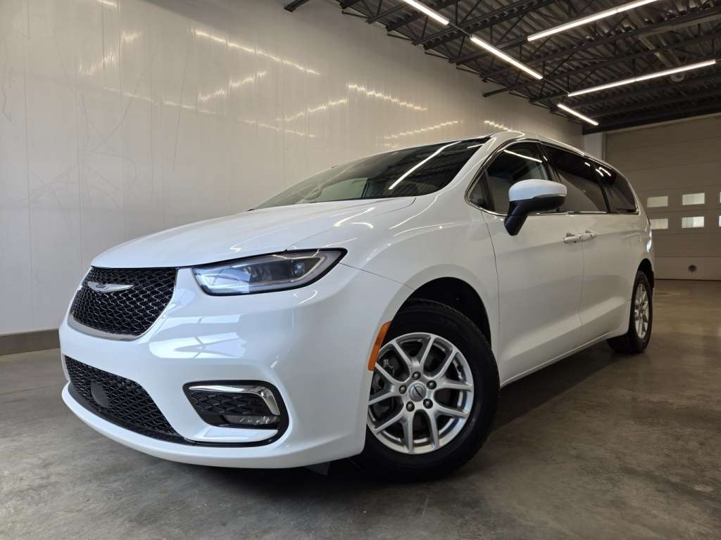 2023 Chrysler Pacifica Touring L***Cuir***Stow'N'Go!!