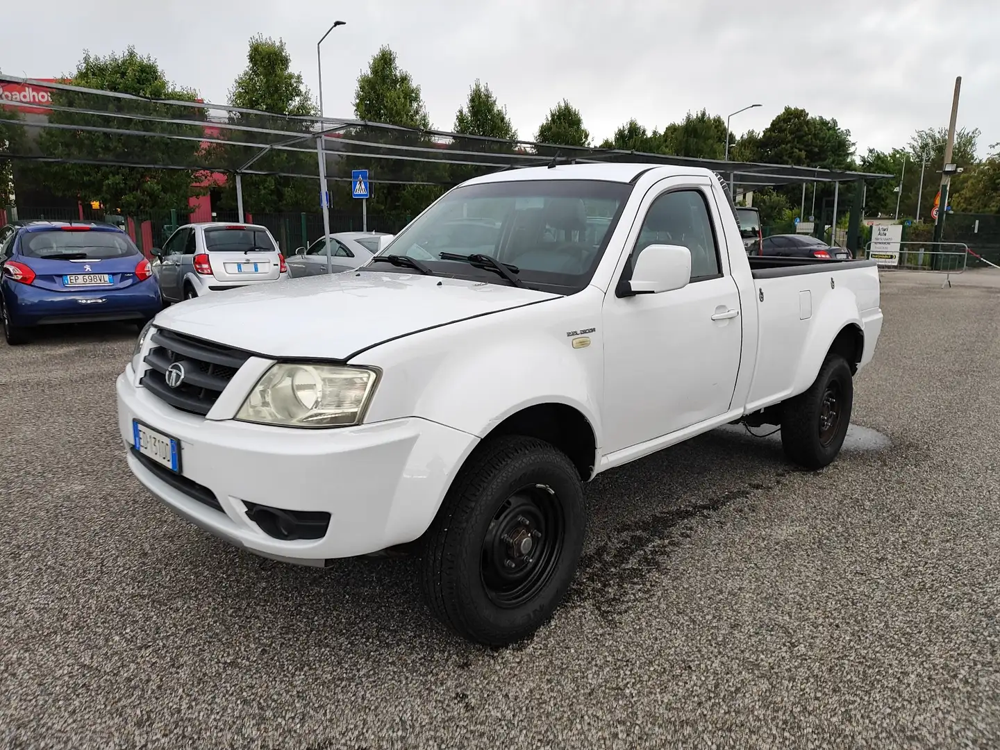 Tata Xenon 2.2 td 16v Dicor 4x2 portata 11 q.li Bianco - 2