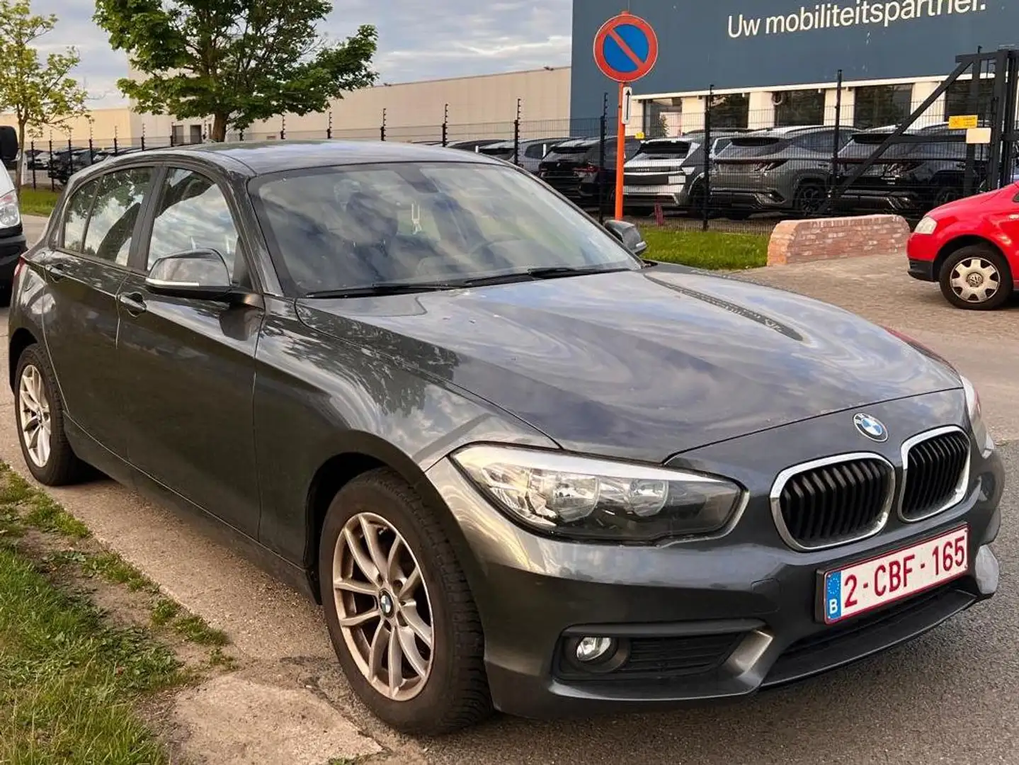 BMW 116 116d Aut. Advantage Grijs - 2
