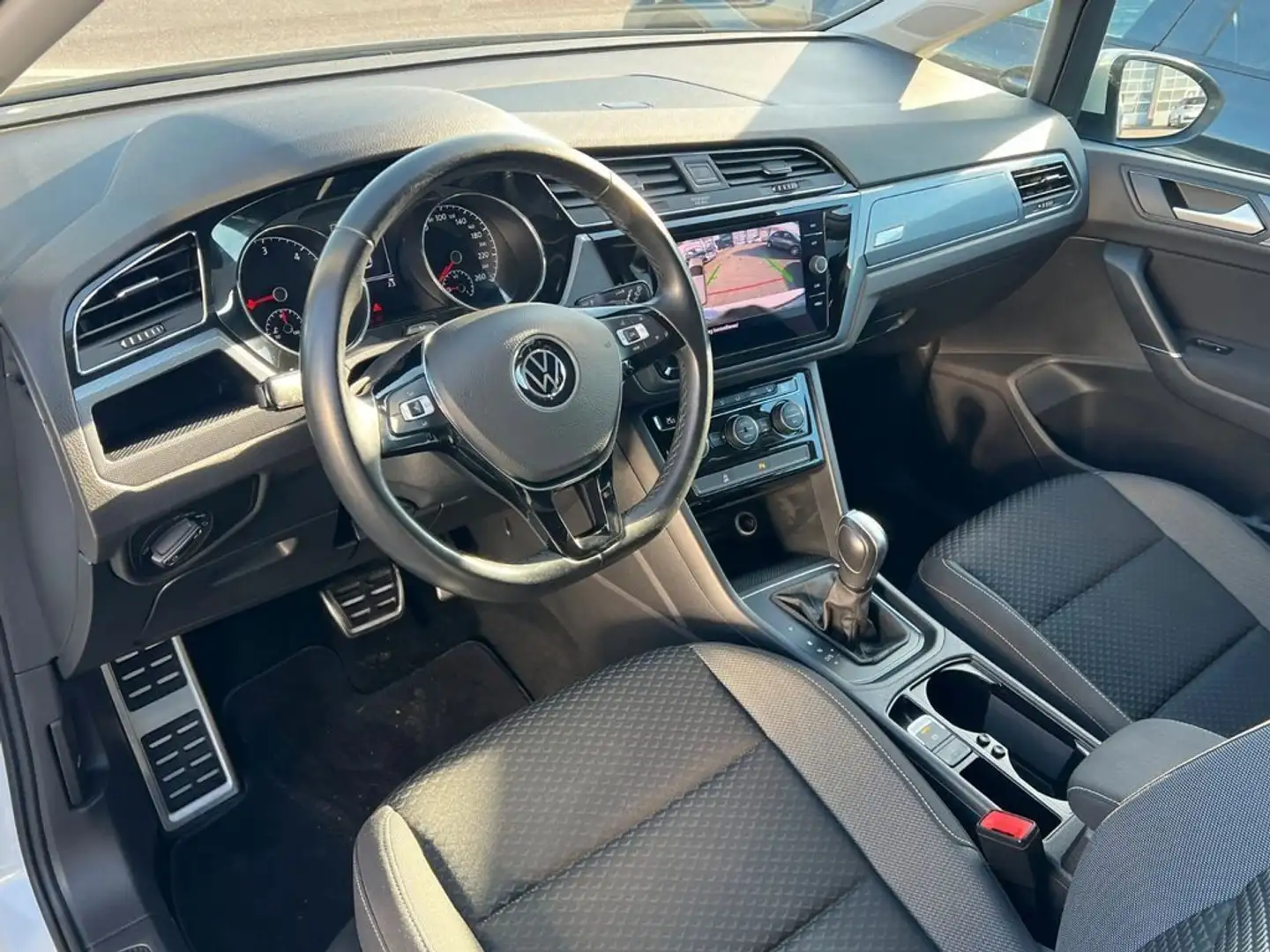 Volkswagen Touran 2.0 TDI 150 CV SCR DSG Active Bianco - 2