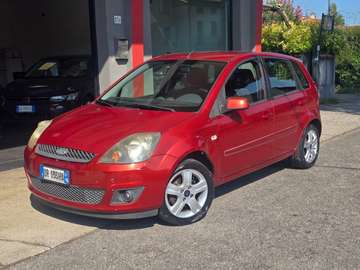 1.4 TDCi 5 Porte IDEALE per NEOPATENTATI UniPropri