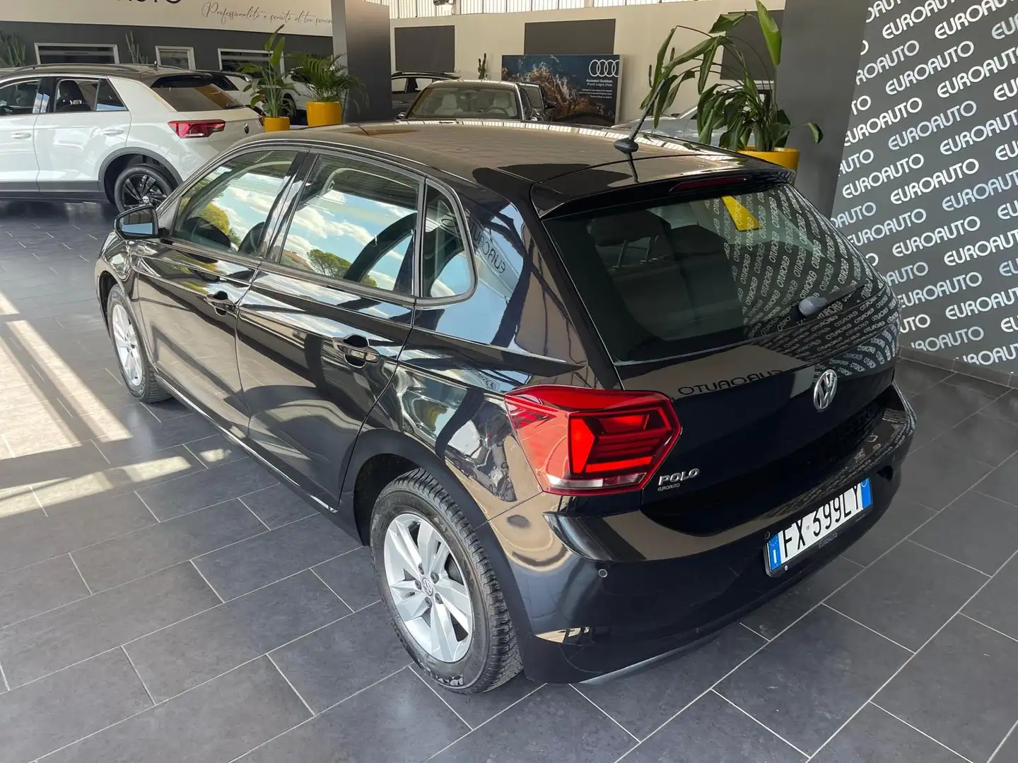 Volkswagen Polo Polo 5p 1.6 tdi Comfortline 95cv Nero - 2