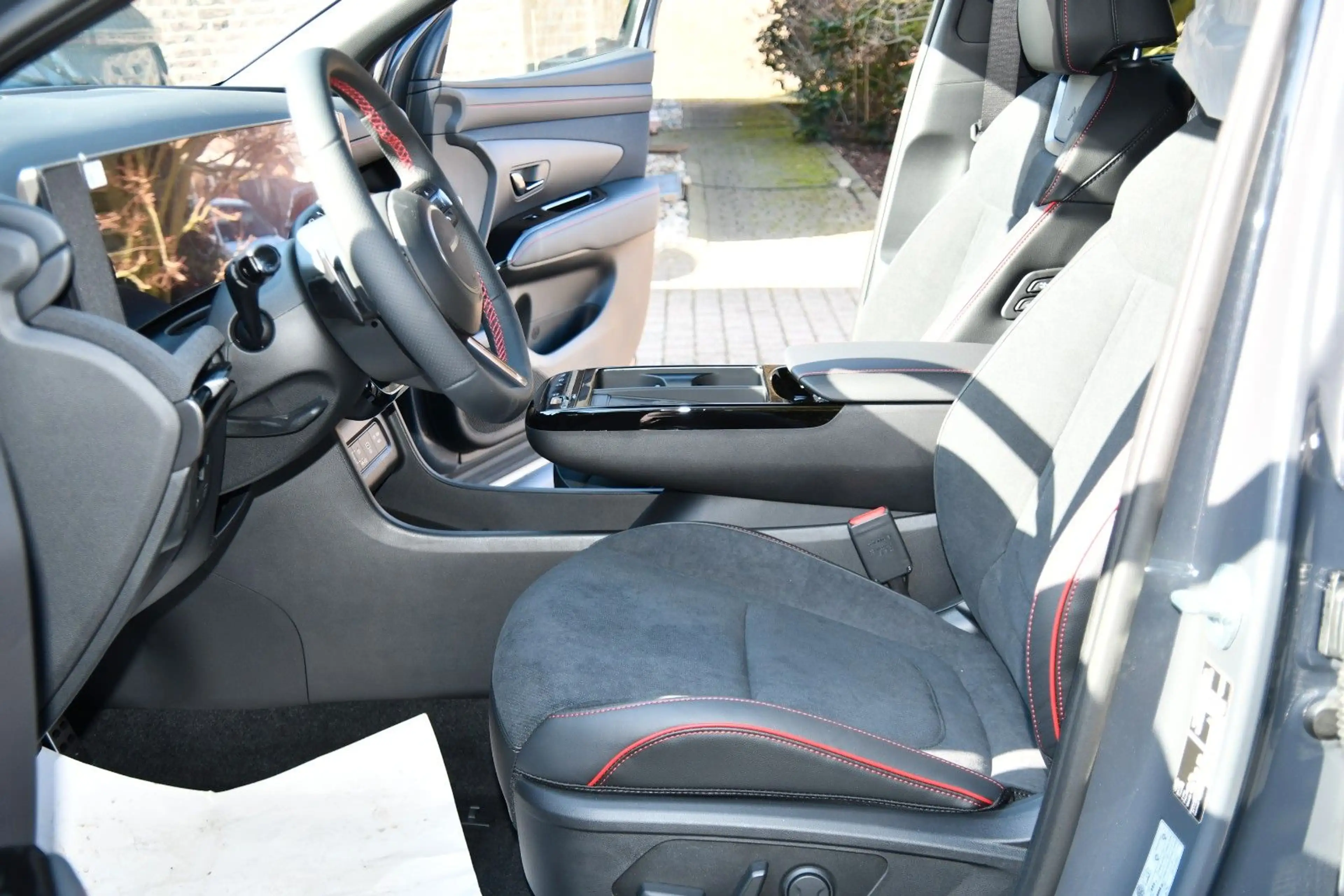 Hyundai TUCSON 1.6 T-GDI Hybrid Prime N-Line X Voll — photo 9