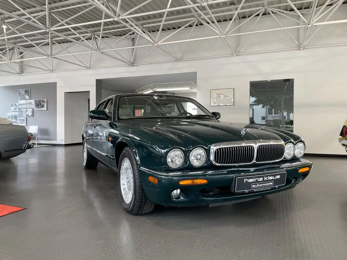 Jaguar XJ Executive 3.2 V8 Rentnerwagen Grün - 2