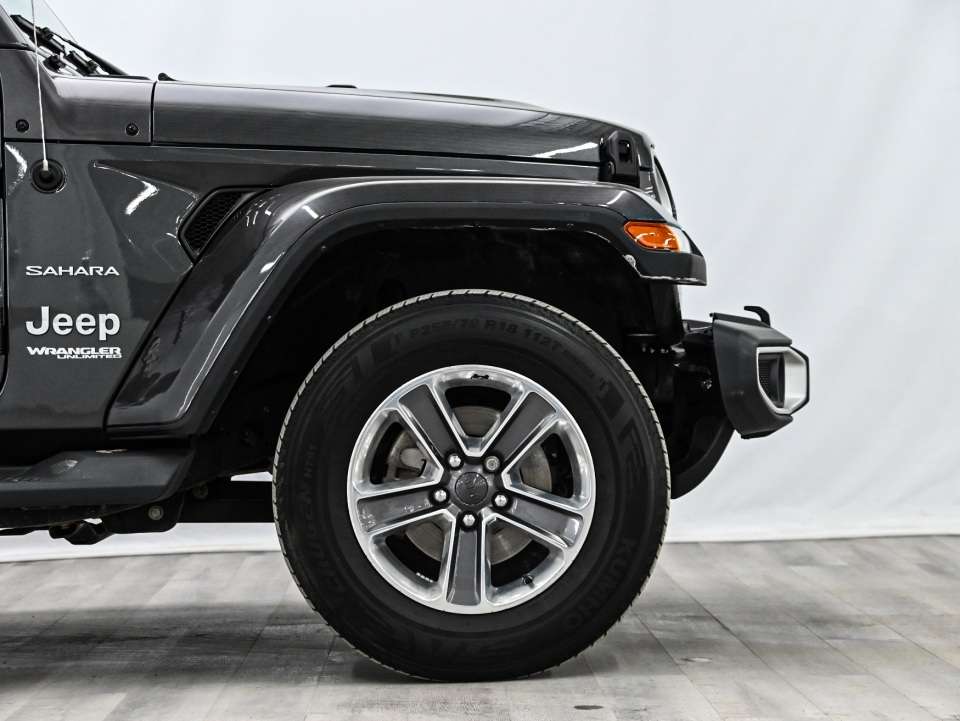 2021 Jeep Wrangler Unlimited Sahara GPS/NAV — снимка 1