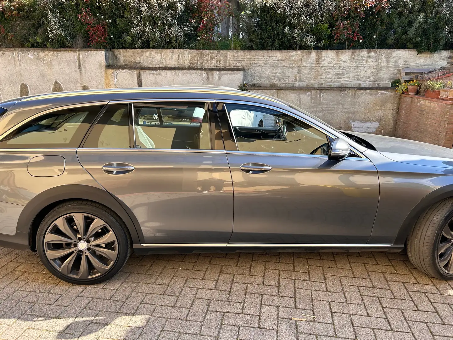 Mercedes-Benz E 220 E SW All-Terrain 220 d Business Sport 4matic auto Grigio - 2