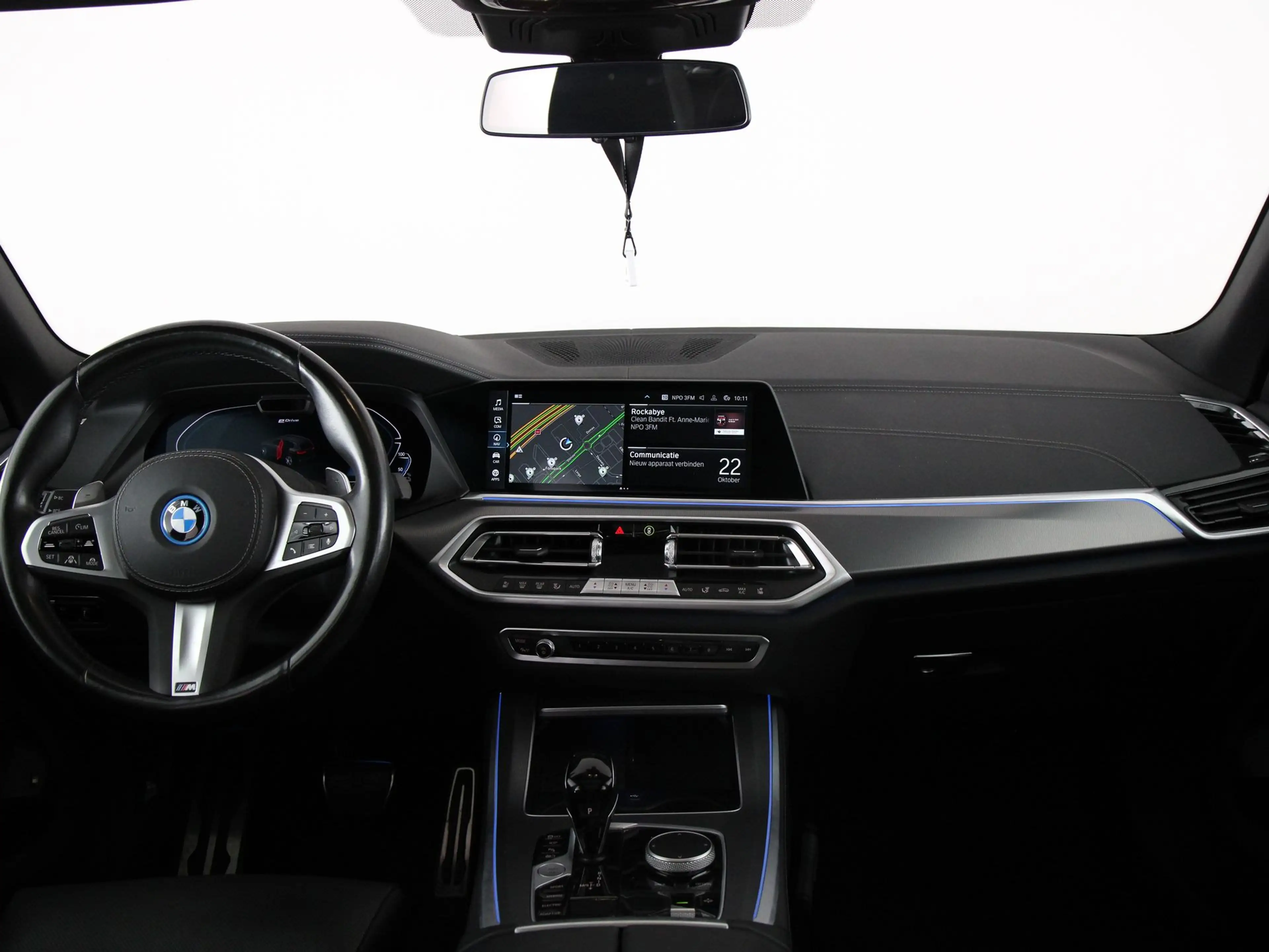 BMW X5 xDrive45e High Executive M-Sport Pro — photo 13