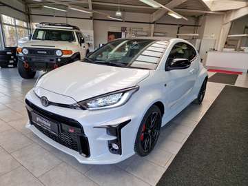 GR Yaris WRC Triple Edition 1/300 High-Performance *Garantie*4x4*CarPlay*380Nm*Carbon*261PS*UBS*Kamera*SHZ*