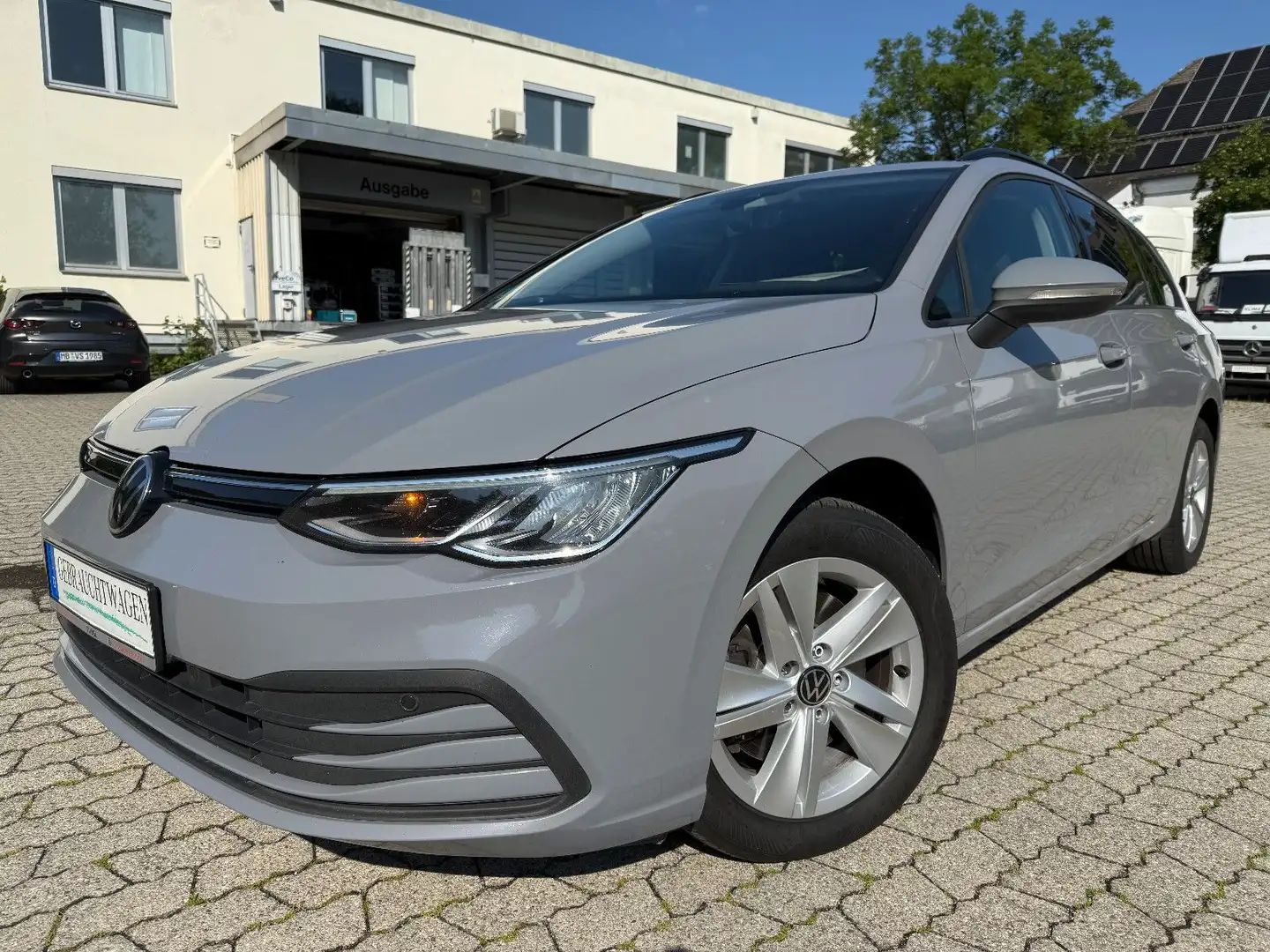 Volkswagen Golf VIII Variant 2.0 Tdi LED Assist AHK PDC Alu Gris - 1