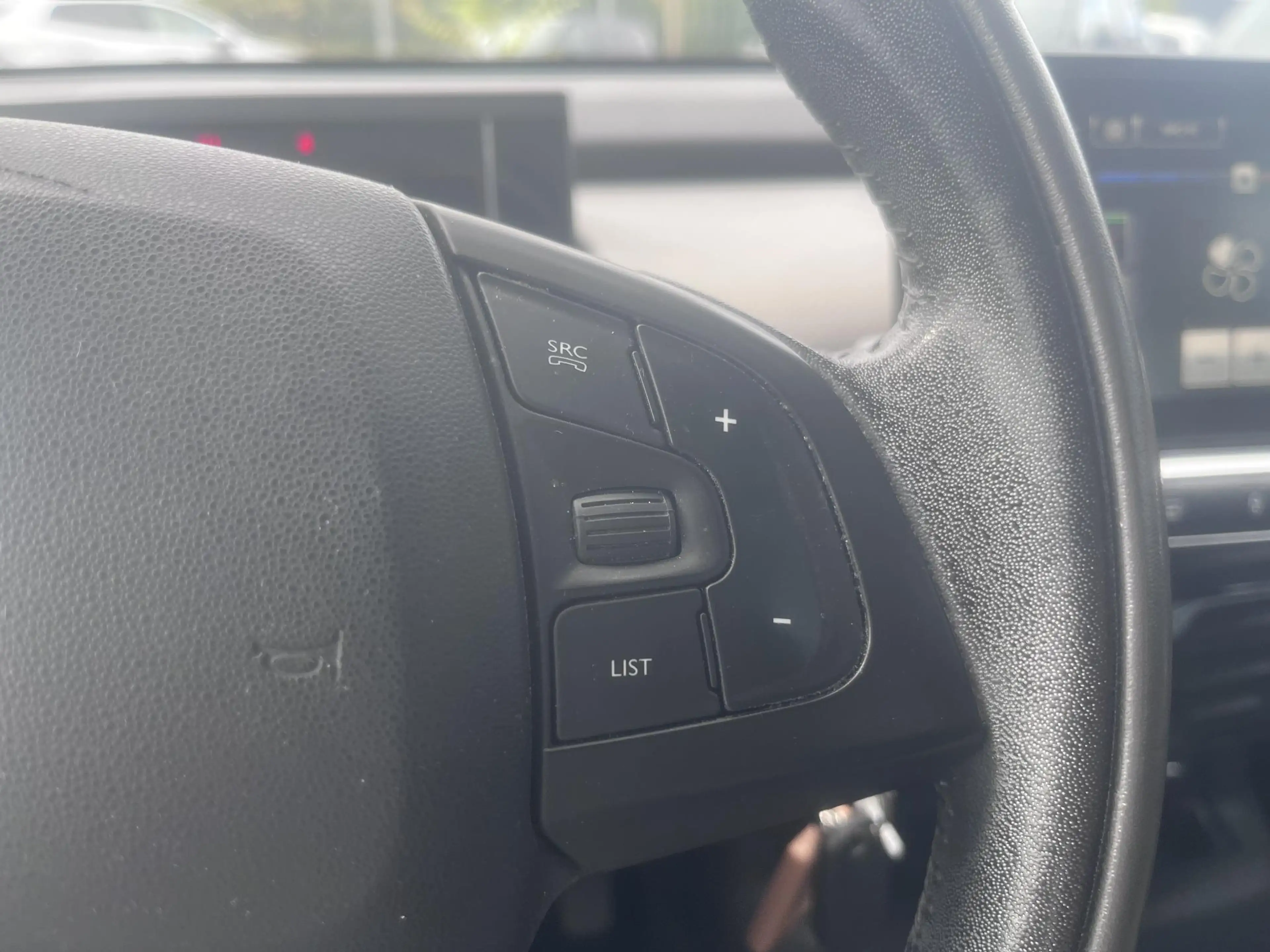 Citroen C4 Cactus 1.2 PureTech Feel — photo 7