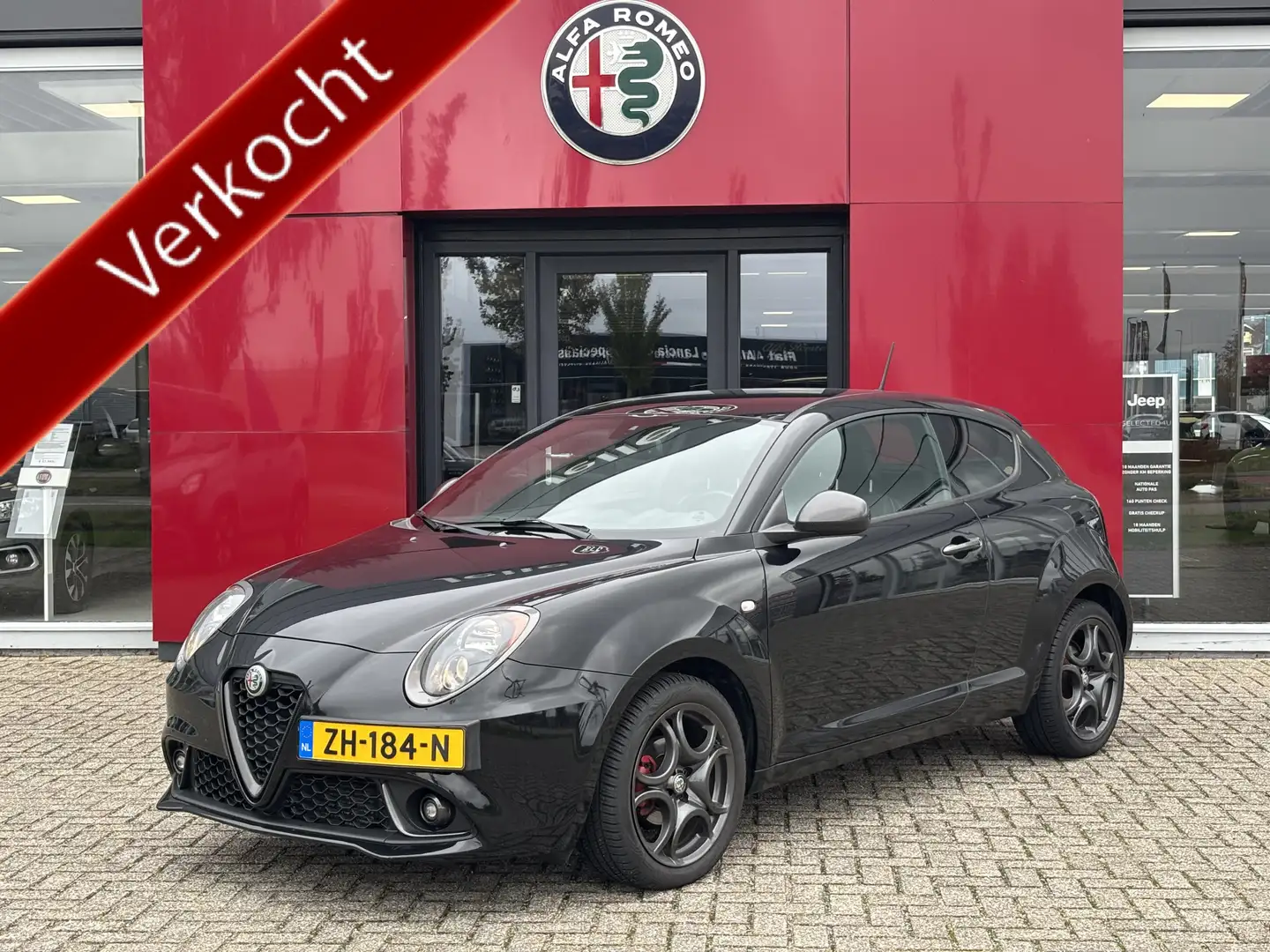Alfa Romeo MiTo TwinAir | 17" Velgen | Navigatie | Cruise Control Zwart - 1