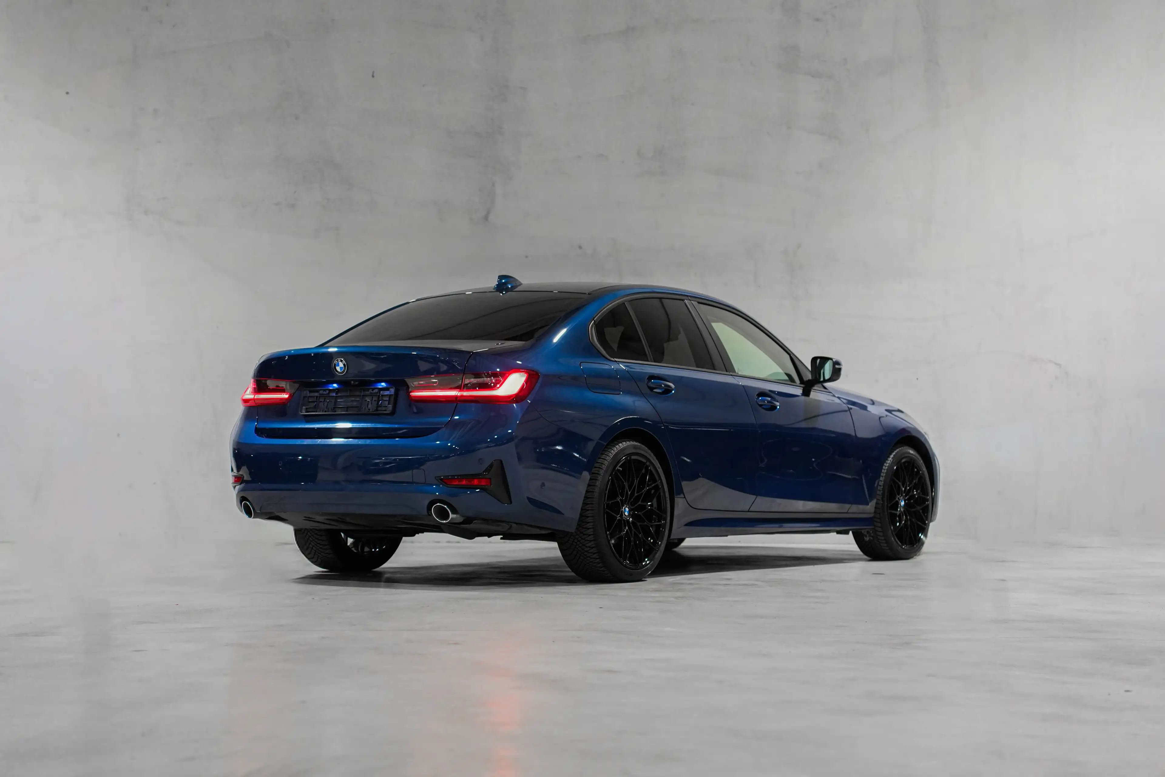 BMW 316 ✖ 19' PACK M | BLACK PACK | APPLE CARPLAY | SIEGES CHAUFFANTS | TVA ✔ — photo 4