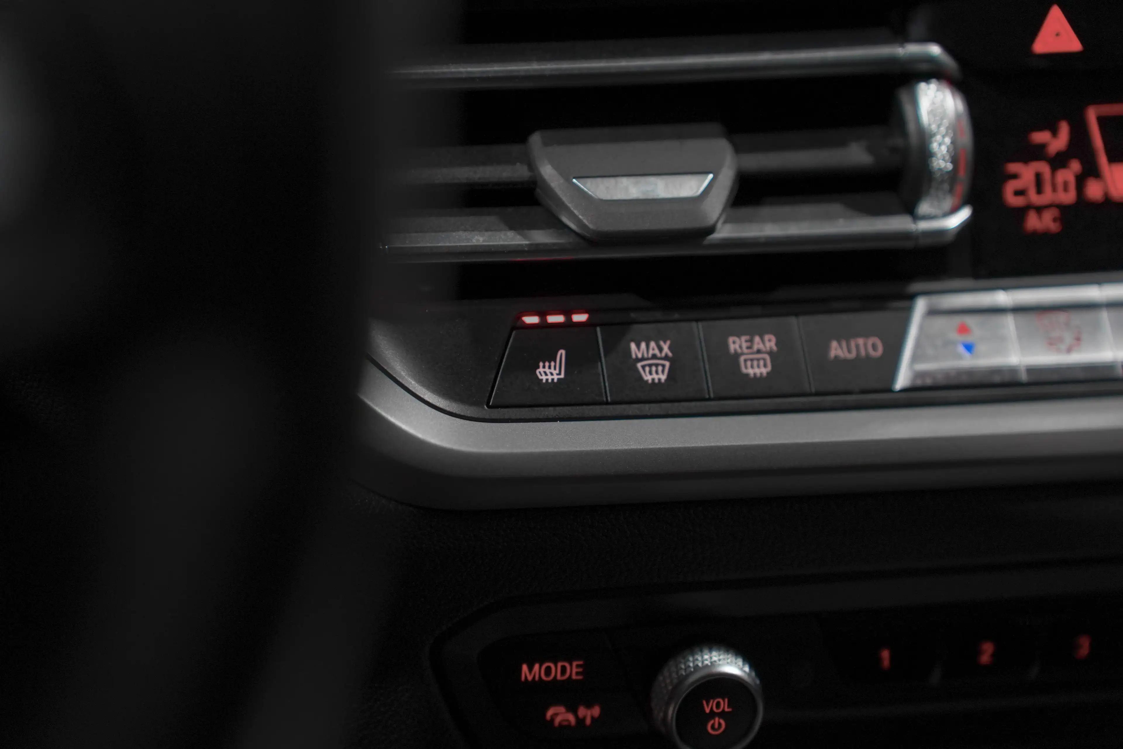 BMW 316 ✖ 19' PACK M | BLACK PACK | APPLE CARPLAY | SIEGES CHAUFFANTS | TVA ✔ — photo 11