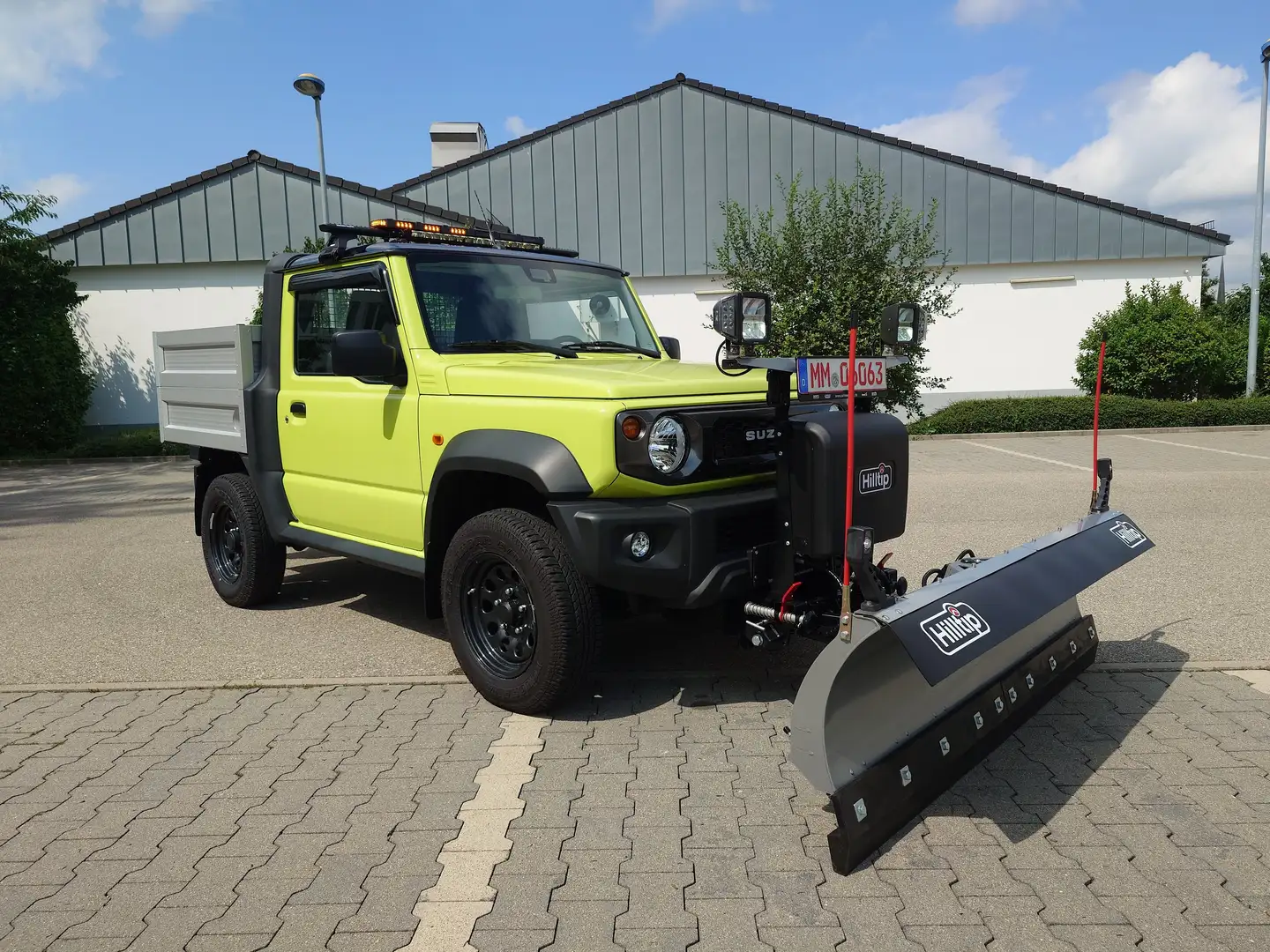 Suzuki Jimny PickUp Winterdienst-Umbau HILLTIP Schild & Streuer Gelb - 2