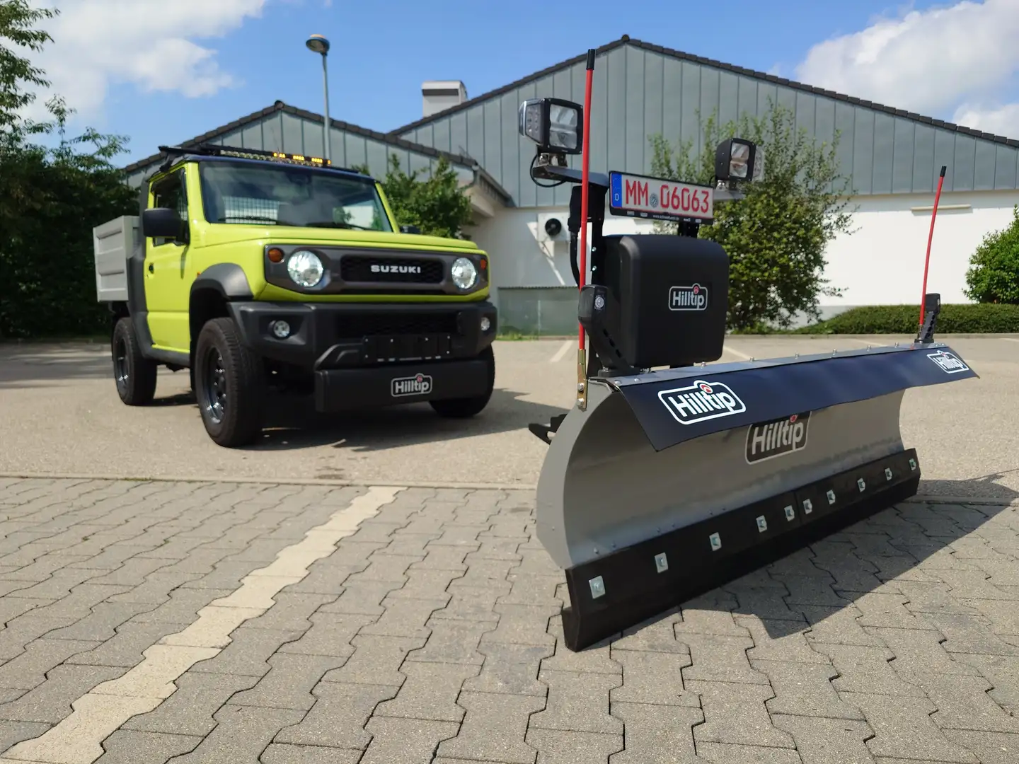 Suzuki Jimny PickUp Winterdienst-Umbau HILLTIP Schild & Streuer Gelb - 1