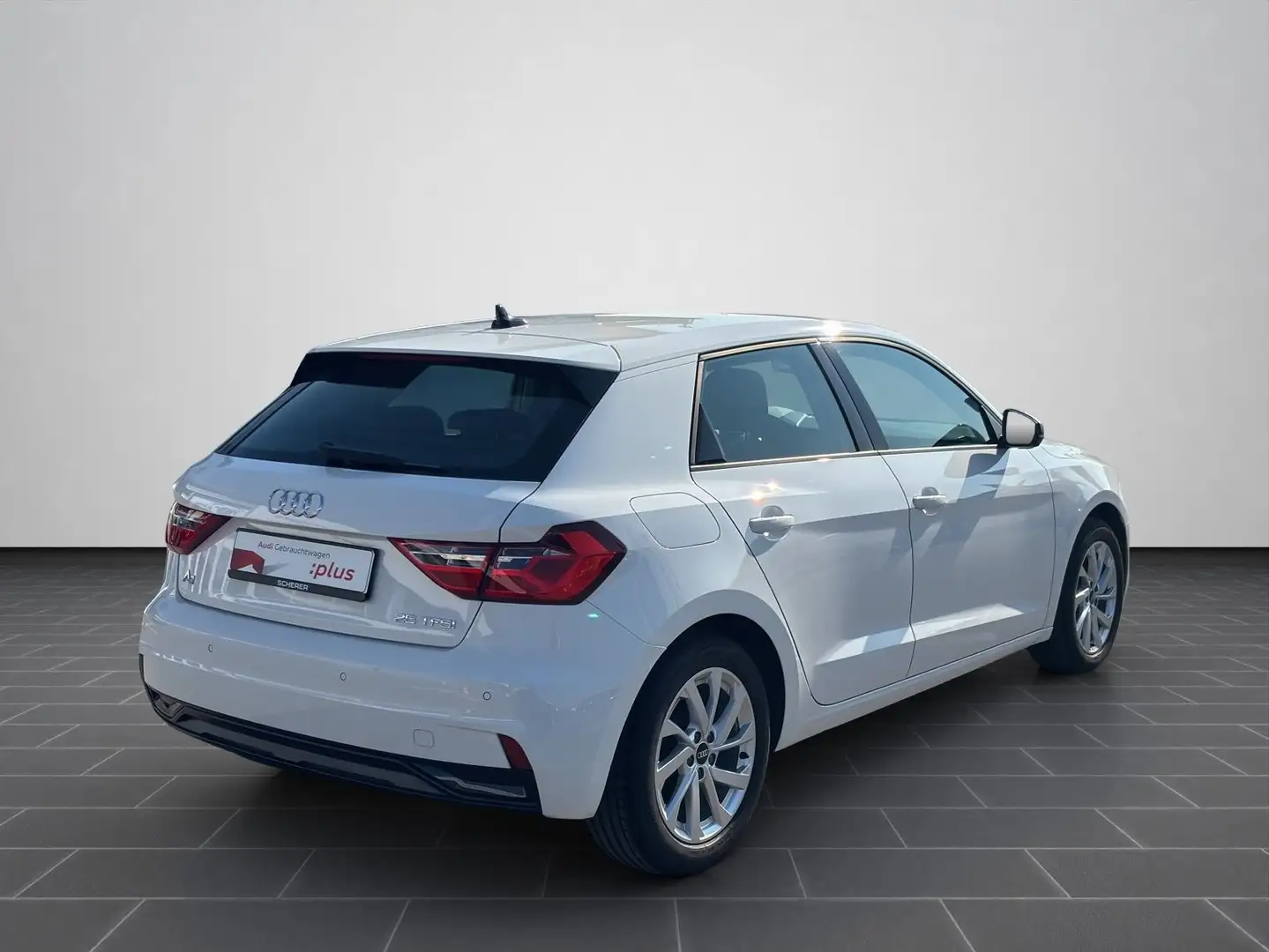 Audi A1 25 TFSI advanced SHZ PDC Wit - 2