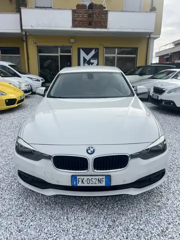 BMW 320 320d Touring Business Advantage auto