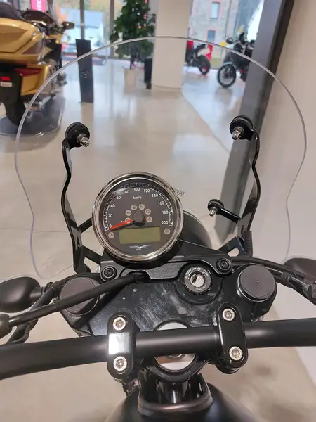 Moto Guzzi V 7 - foto 6