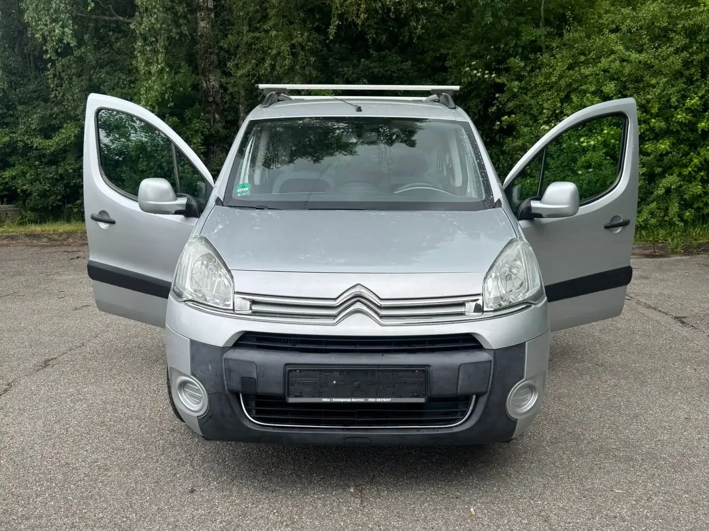 Citroen Berlingo Multispace HDi 90 FAP Selection Silber - 1