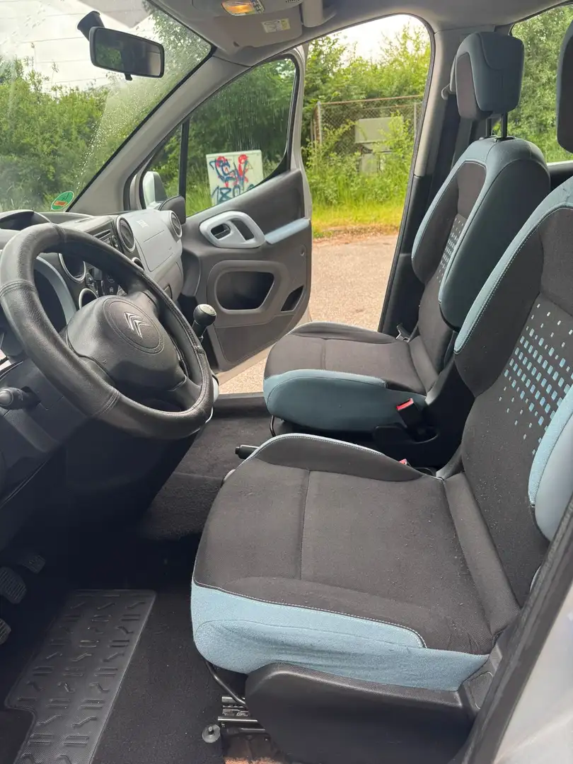 Citroen Berlingo Multispace HDi 90 FAP Selection Silber - 2