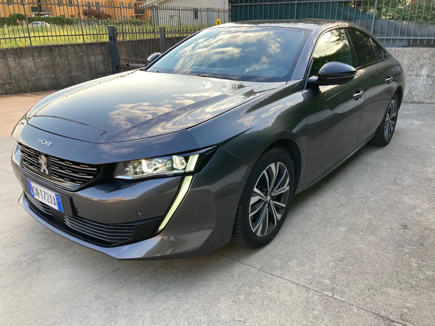 Peugeot 508 1.6 hybrid phev Allure 225cv e-eat8 Grigio - 2