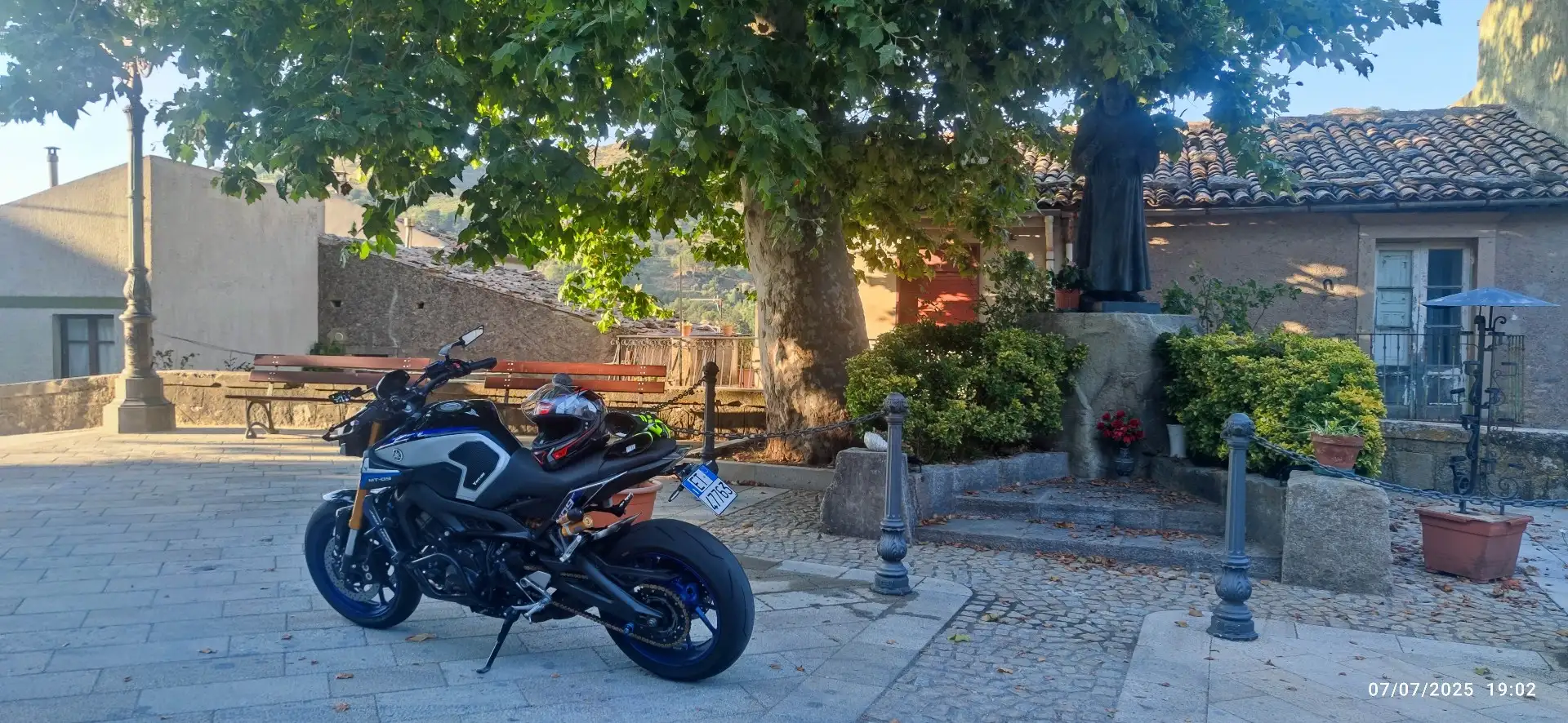 Yamaha MT-09 sp Blu/Azzurro - 1