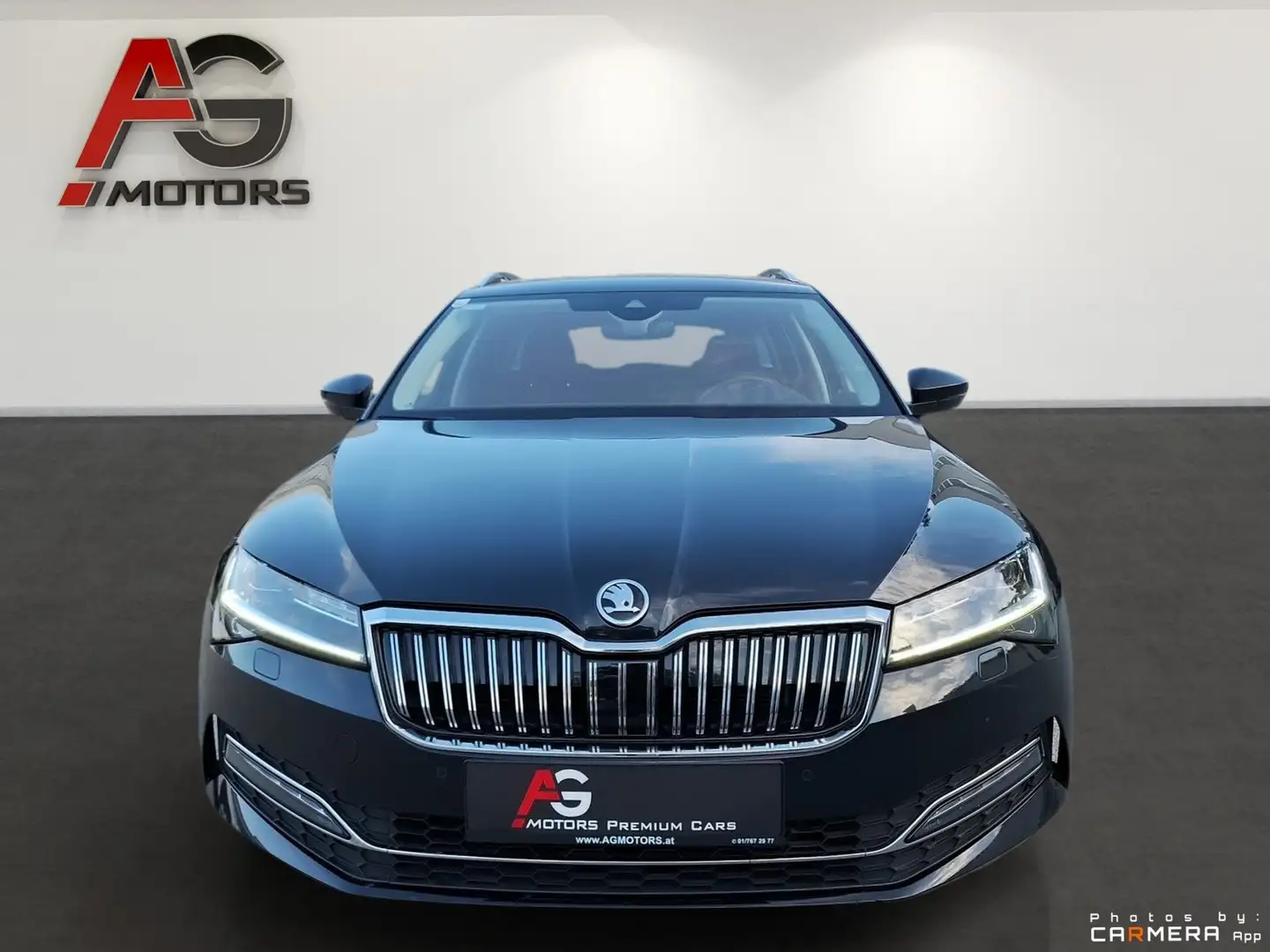Skoda Superb Kombi 2,0 TDI Style DSG/Virtual Cockpit/LED/Kamer Zwart - 2