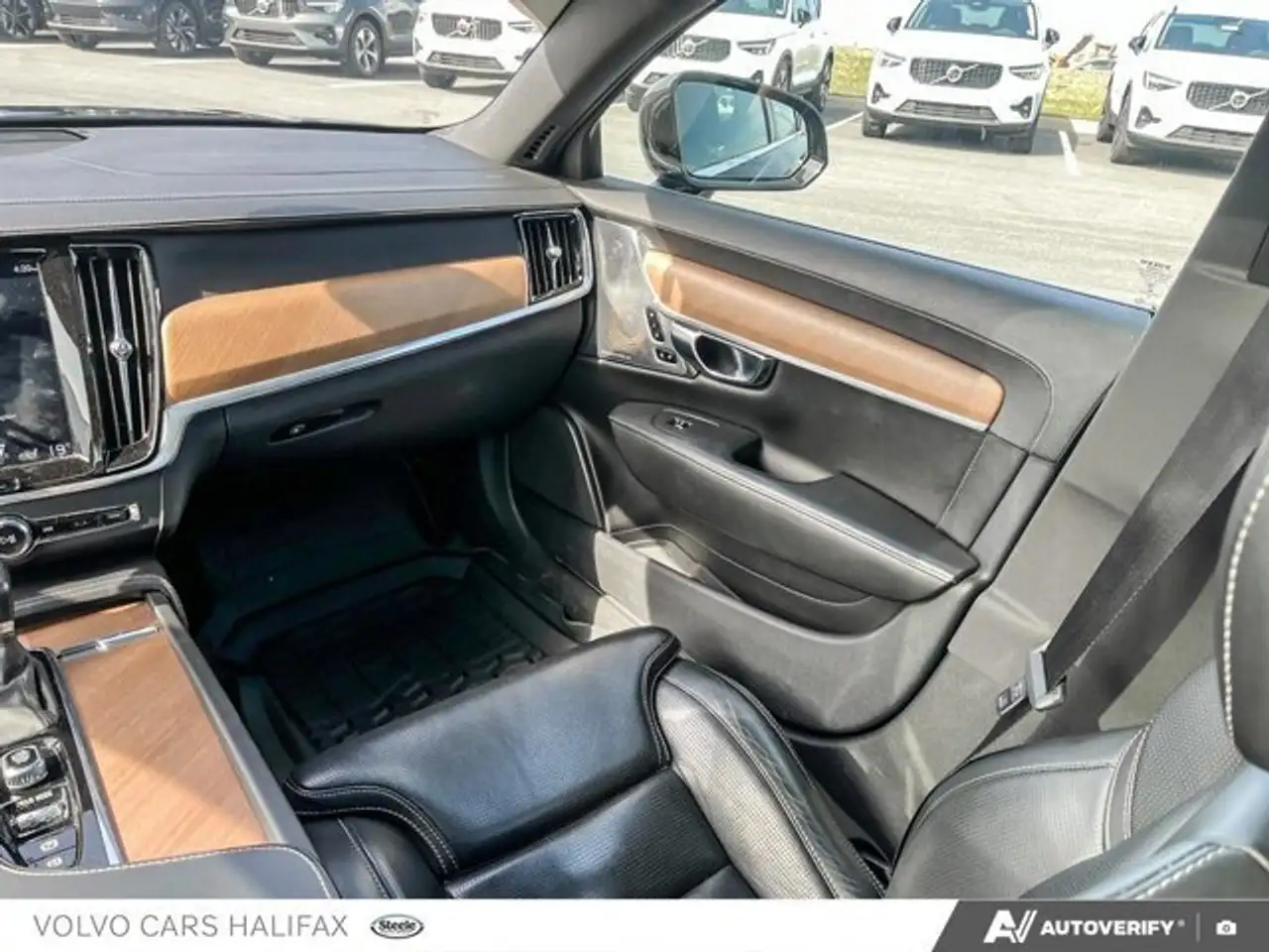 Volvo S90 снимка Volvo S90