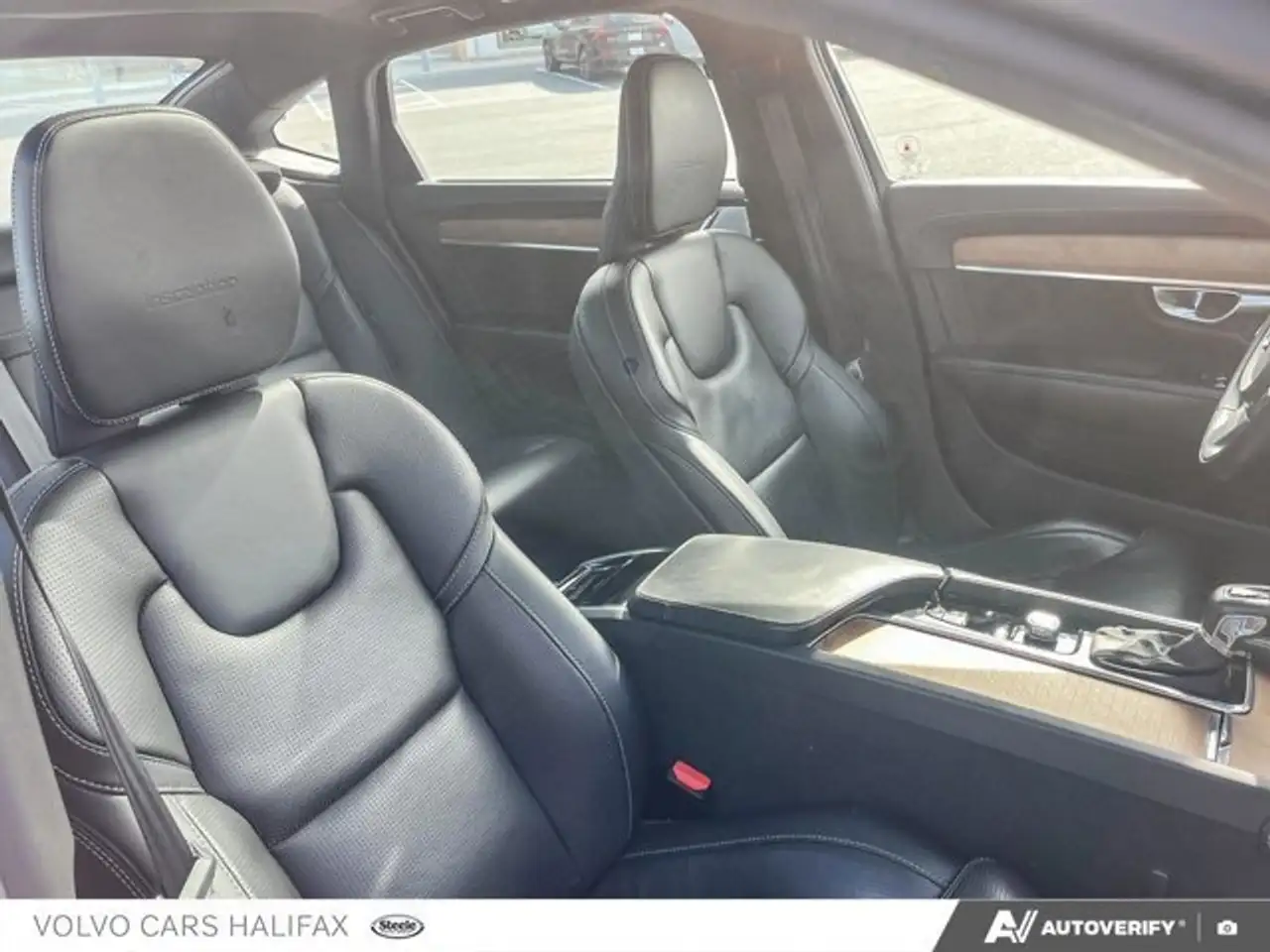 Volvo S90 снимка Volvo S90