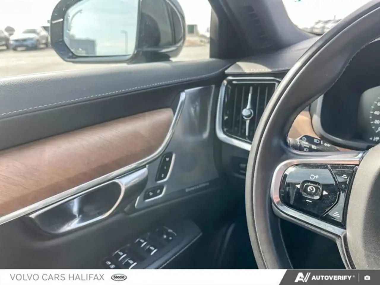 Volvo S90 снимка Volvo S90