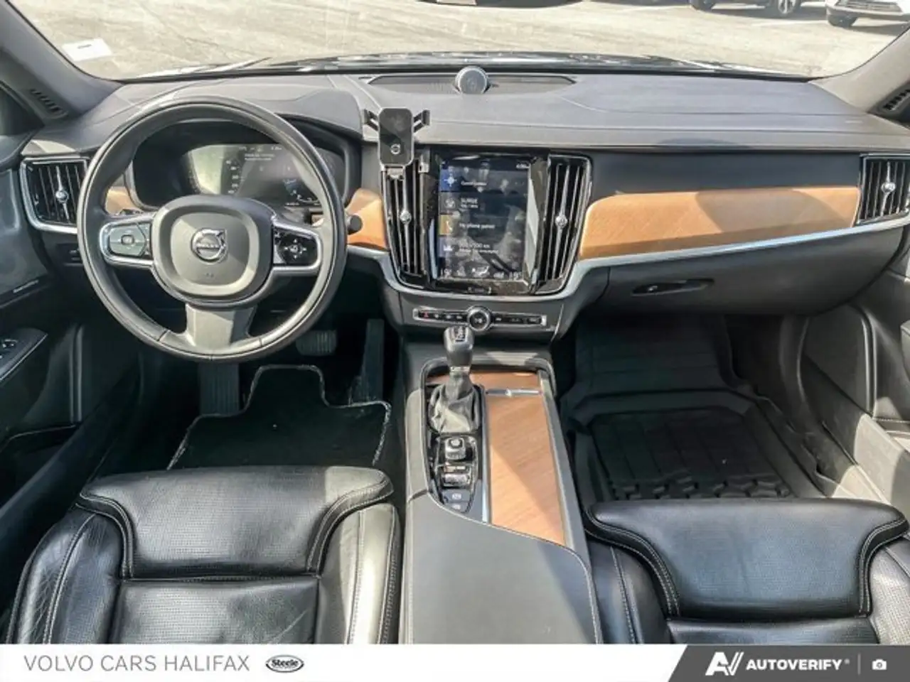 Volvo S90 снимка Volvo S90
