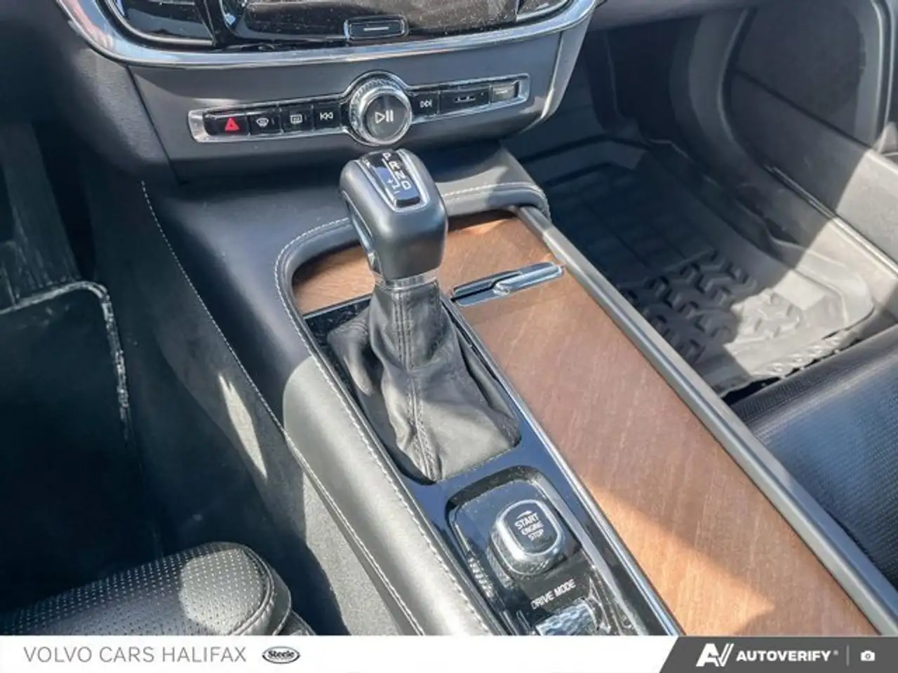 Volvo S90 снимка Volvo S90